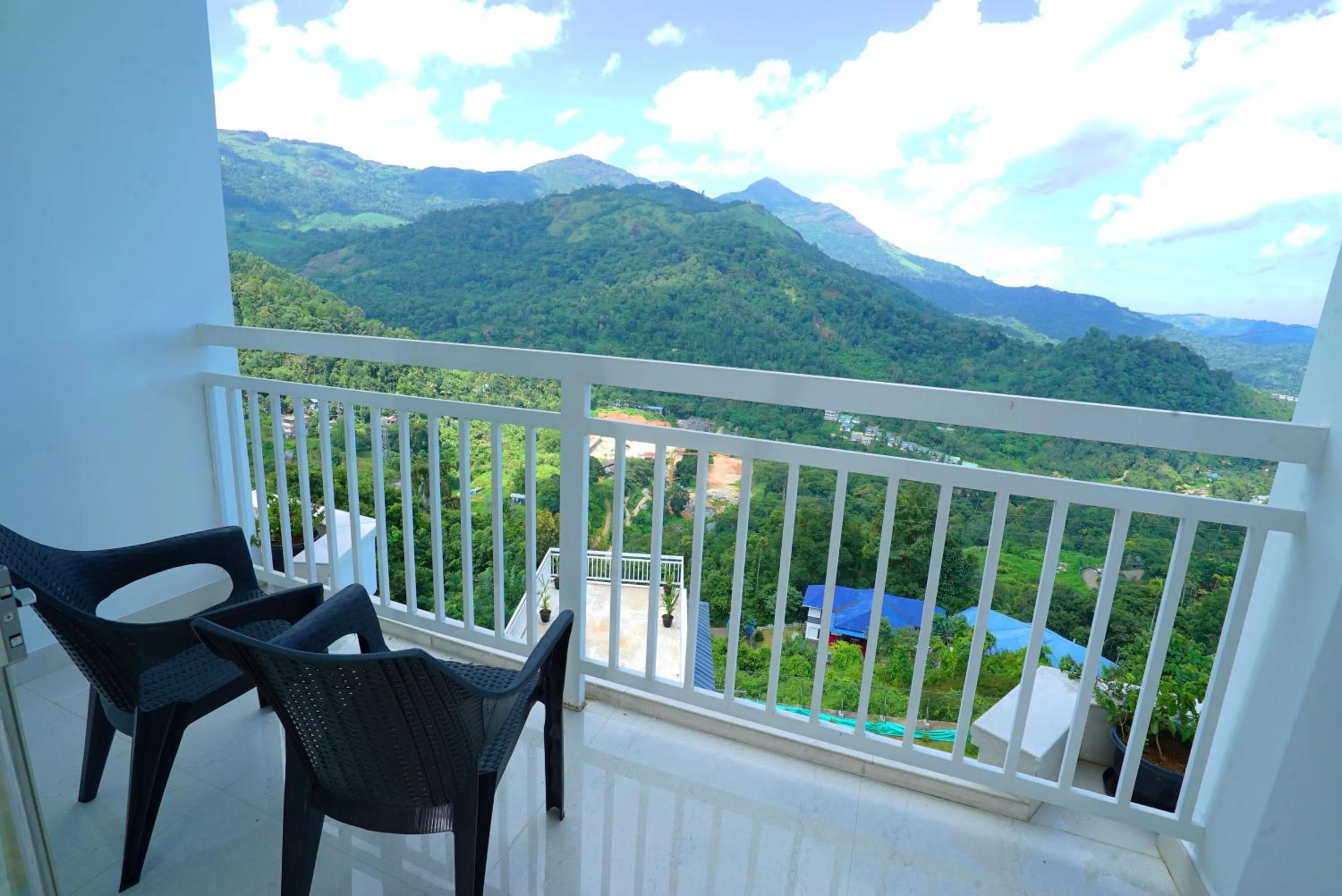 Mountain view in Moonline Resort