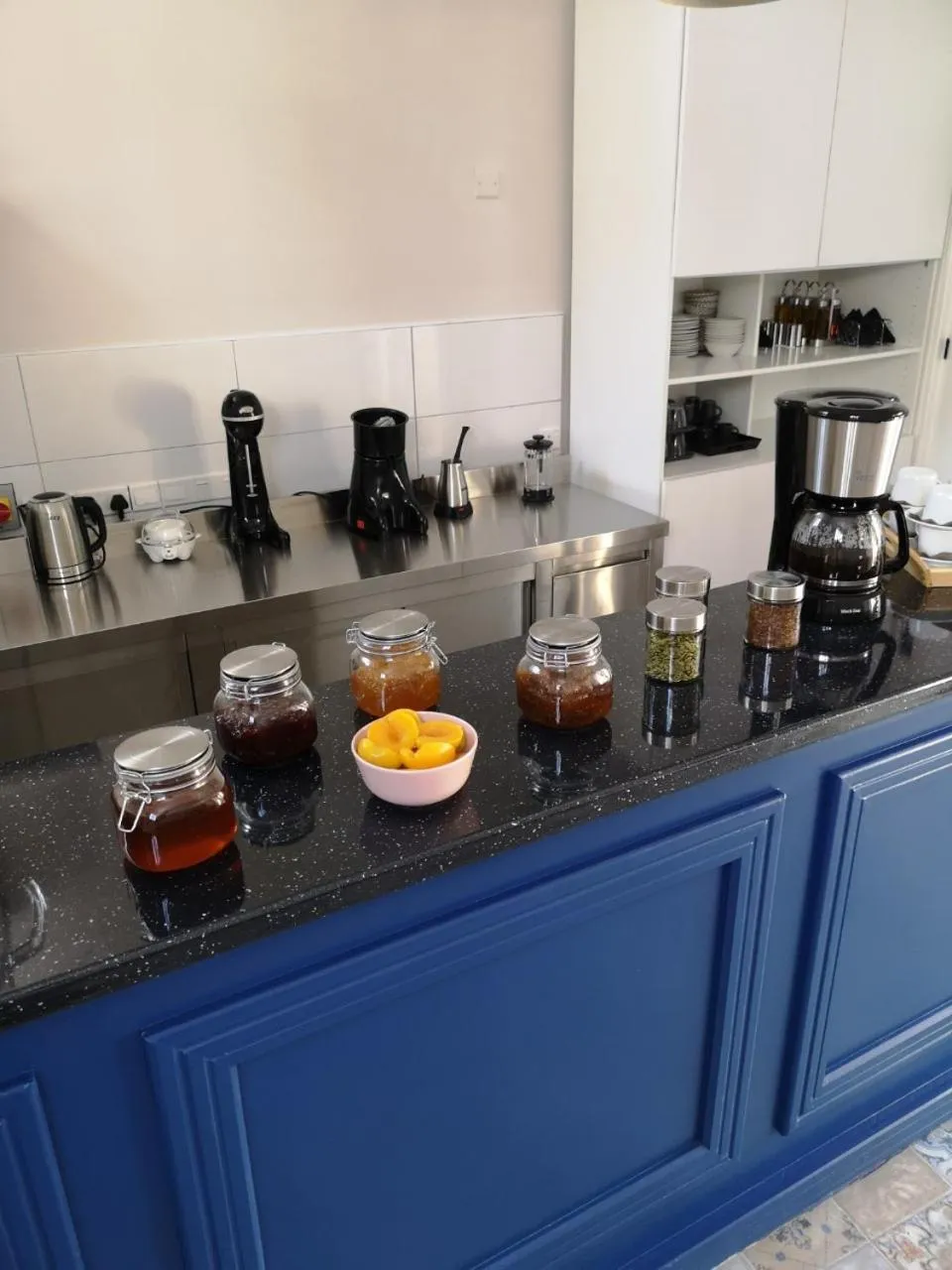 Food and drinks in 9 Muses Hotel