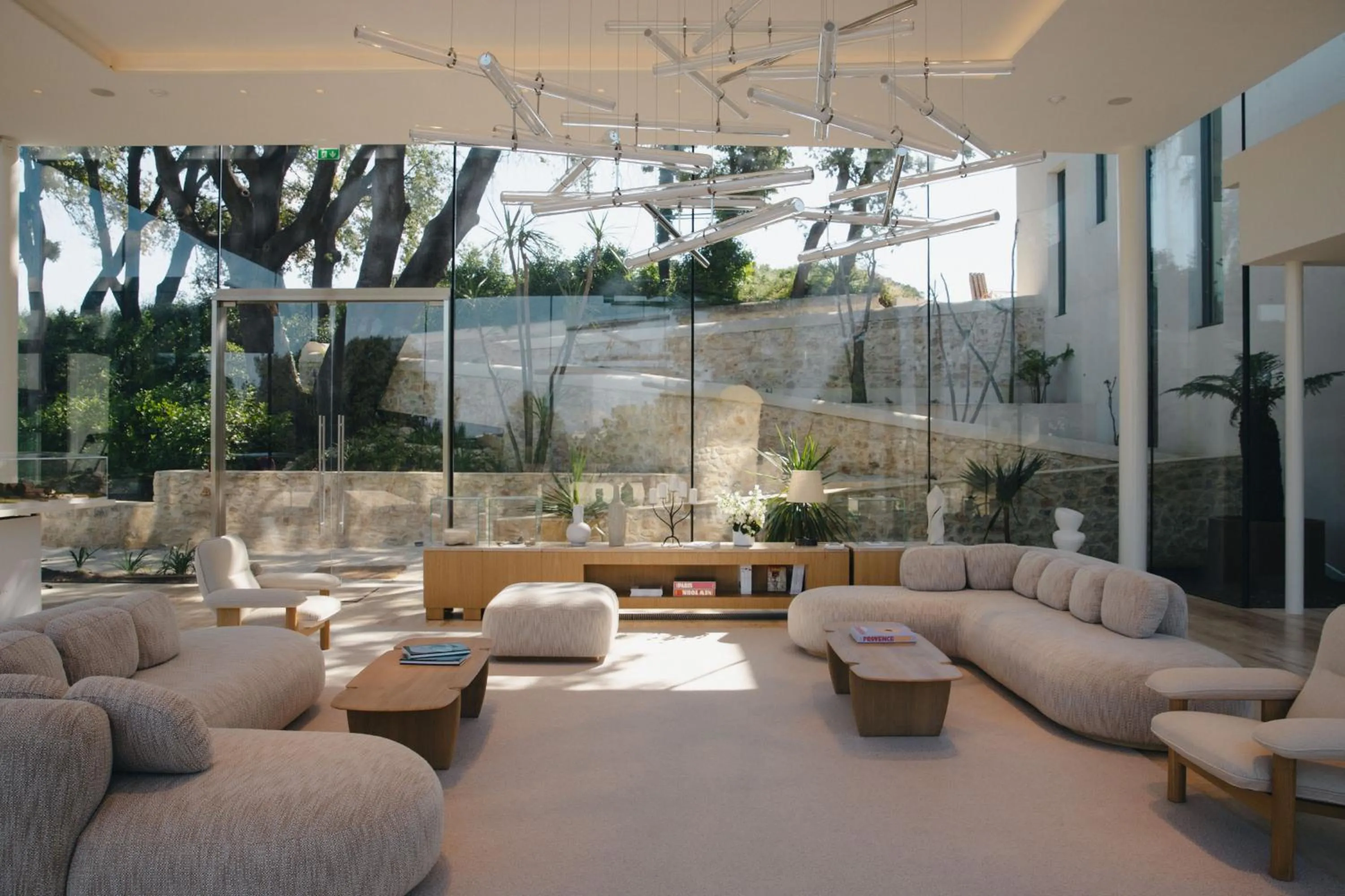 Lobby or reception in Domaine de Verchant & Spa - Relais & Châteaux