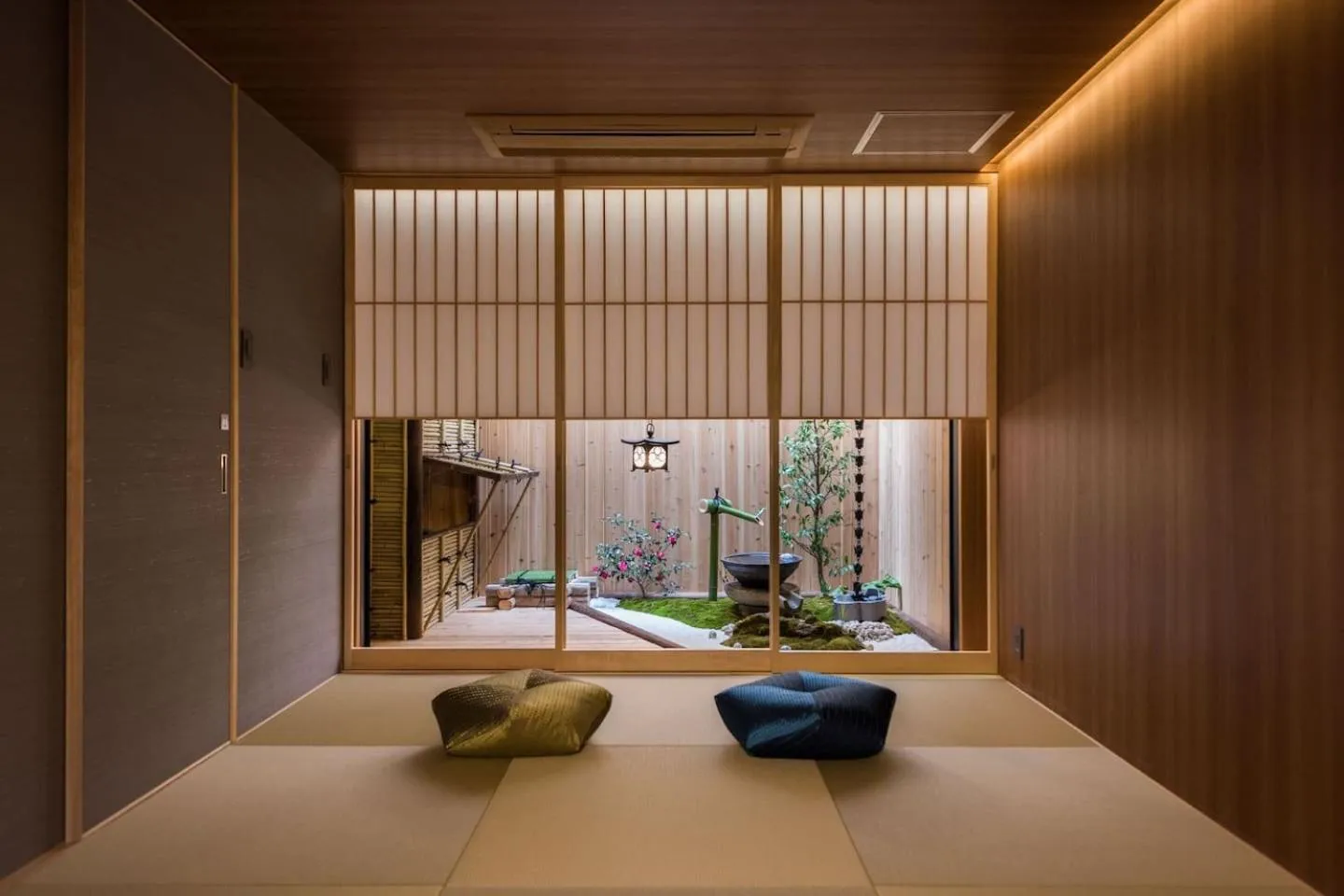 Communal lounge/ TV room in TABITABI STAY MOONLIGHT