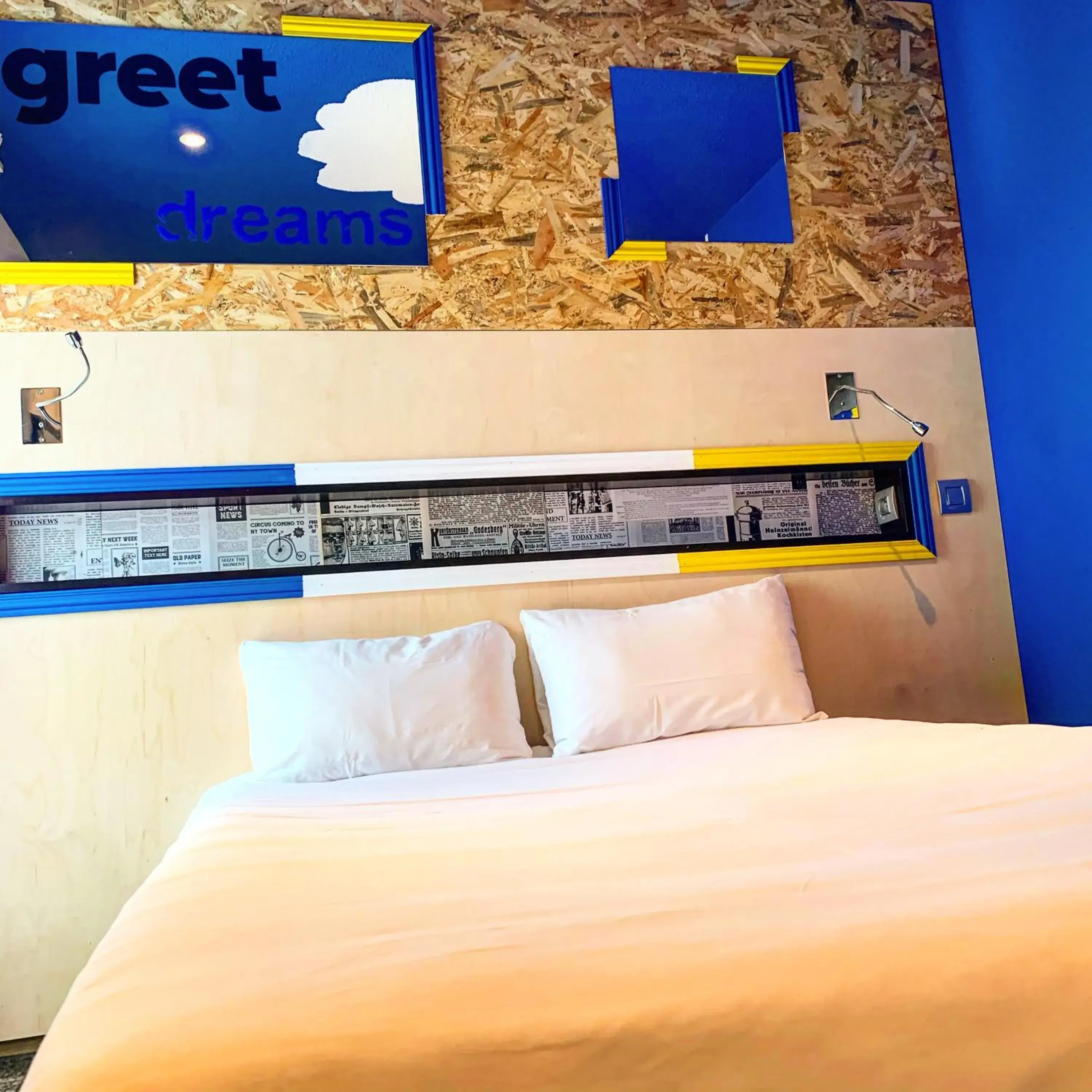 Bed in greet Hotel Marseille Provence Aéroport Bed in greet Hotel Marseille Provence Aéroport