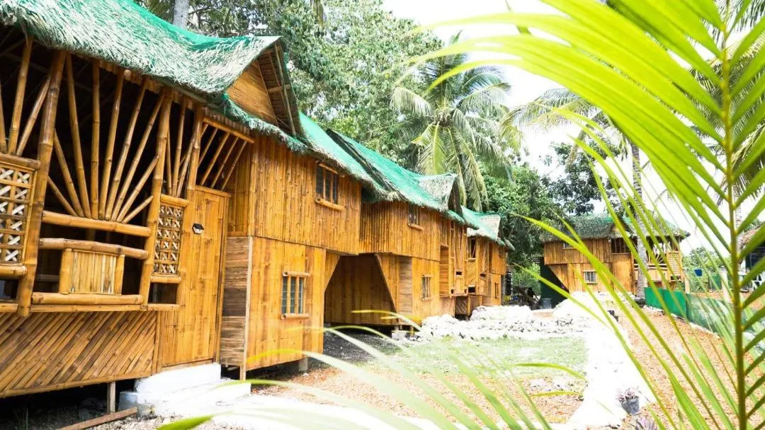 Nirvana Bamboo & Dive resort