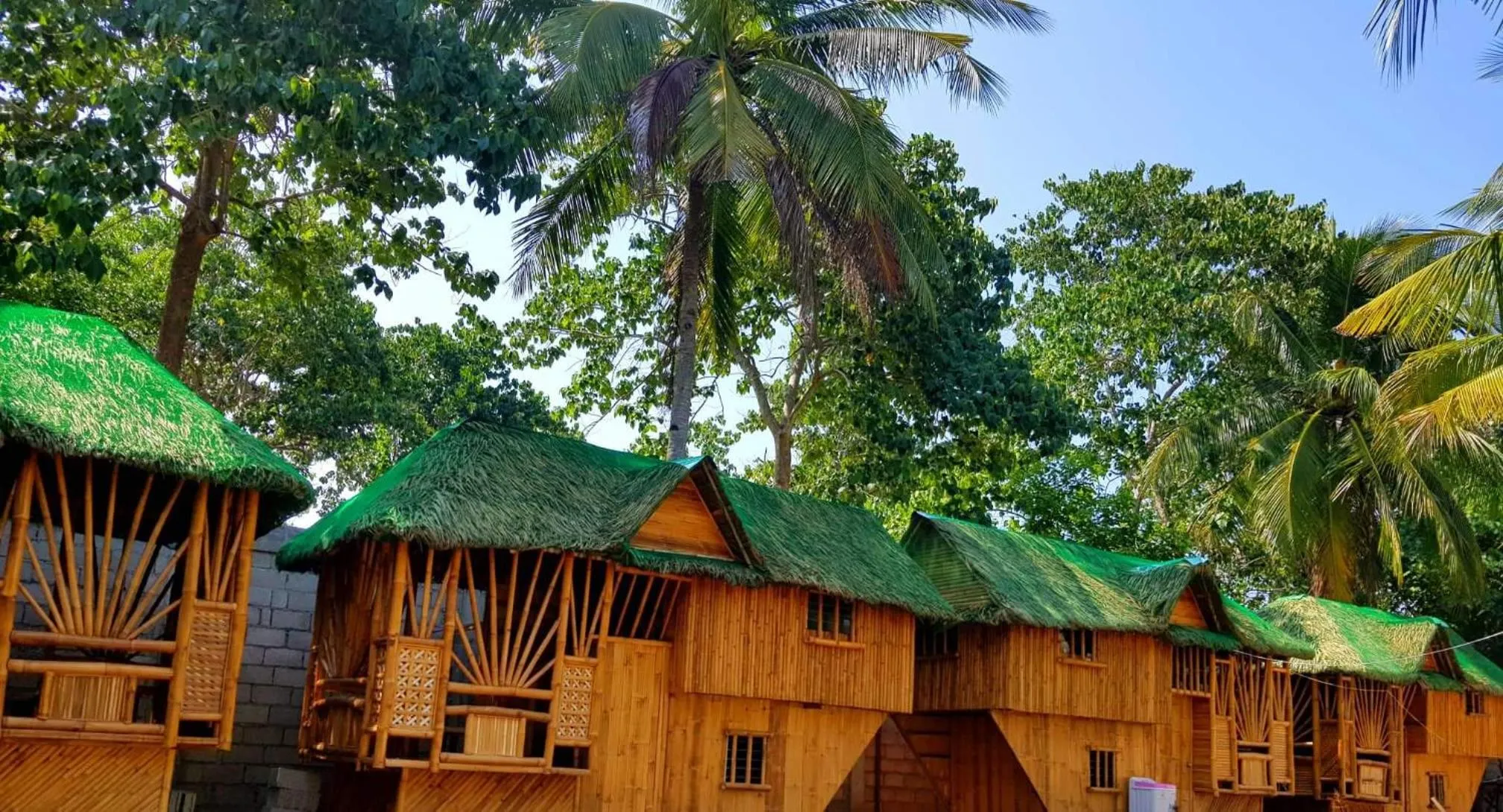 Nirvana Bamboo & Dive resort