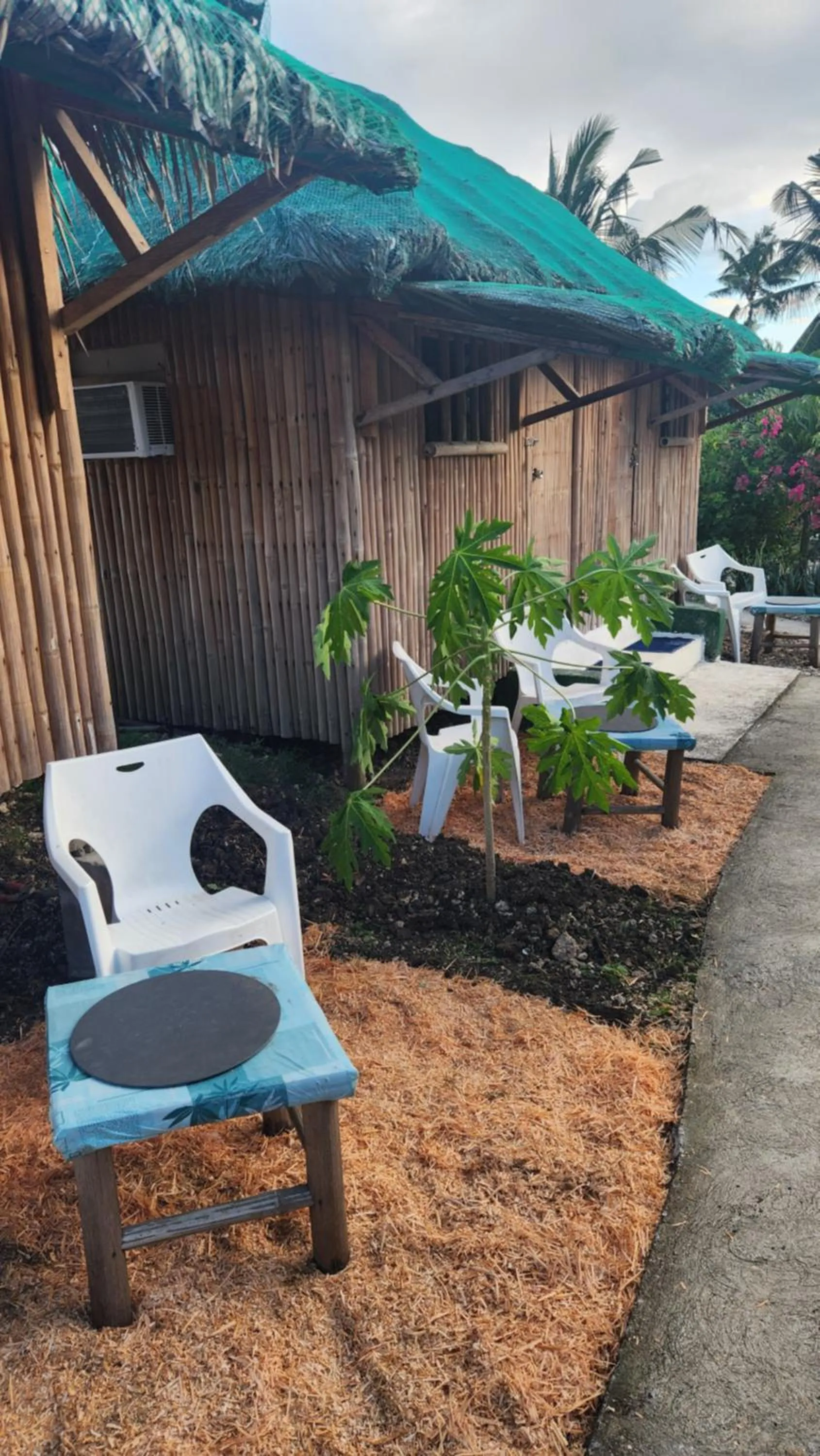 Nirvana Bamboo & Dive resort