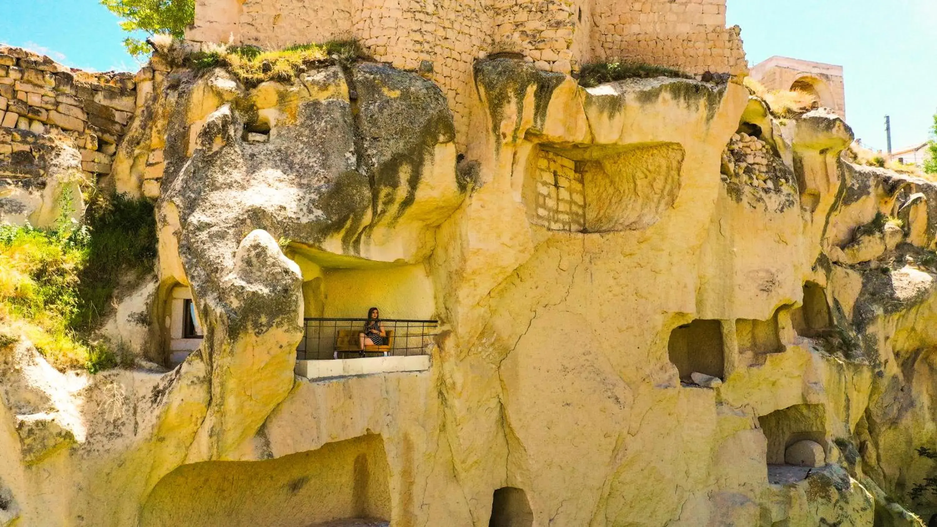 Property building in Heritage Cave Suites Property building in Heritage Cave Suites