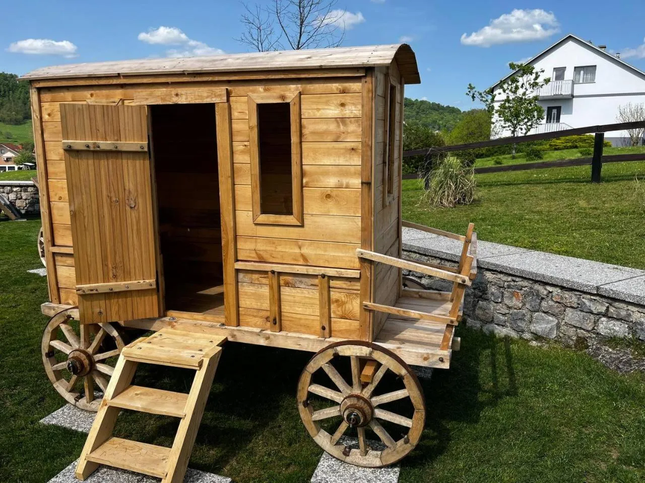 Garden in Vinica Castle Boutique & Spa Hotel