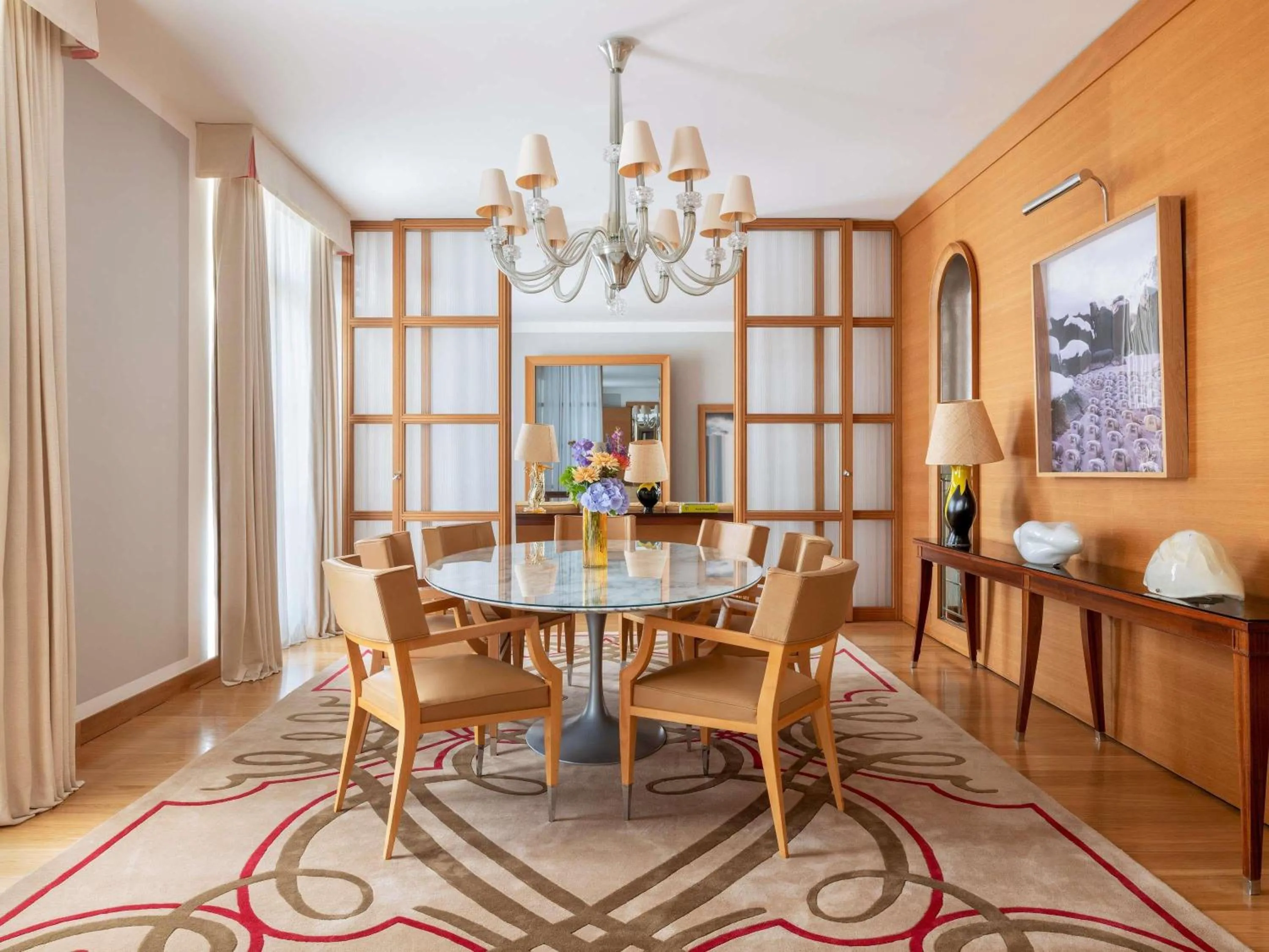 Bedroom in Hôtel Le Royal Monceau Raffles Paris