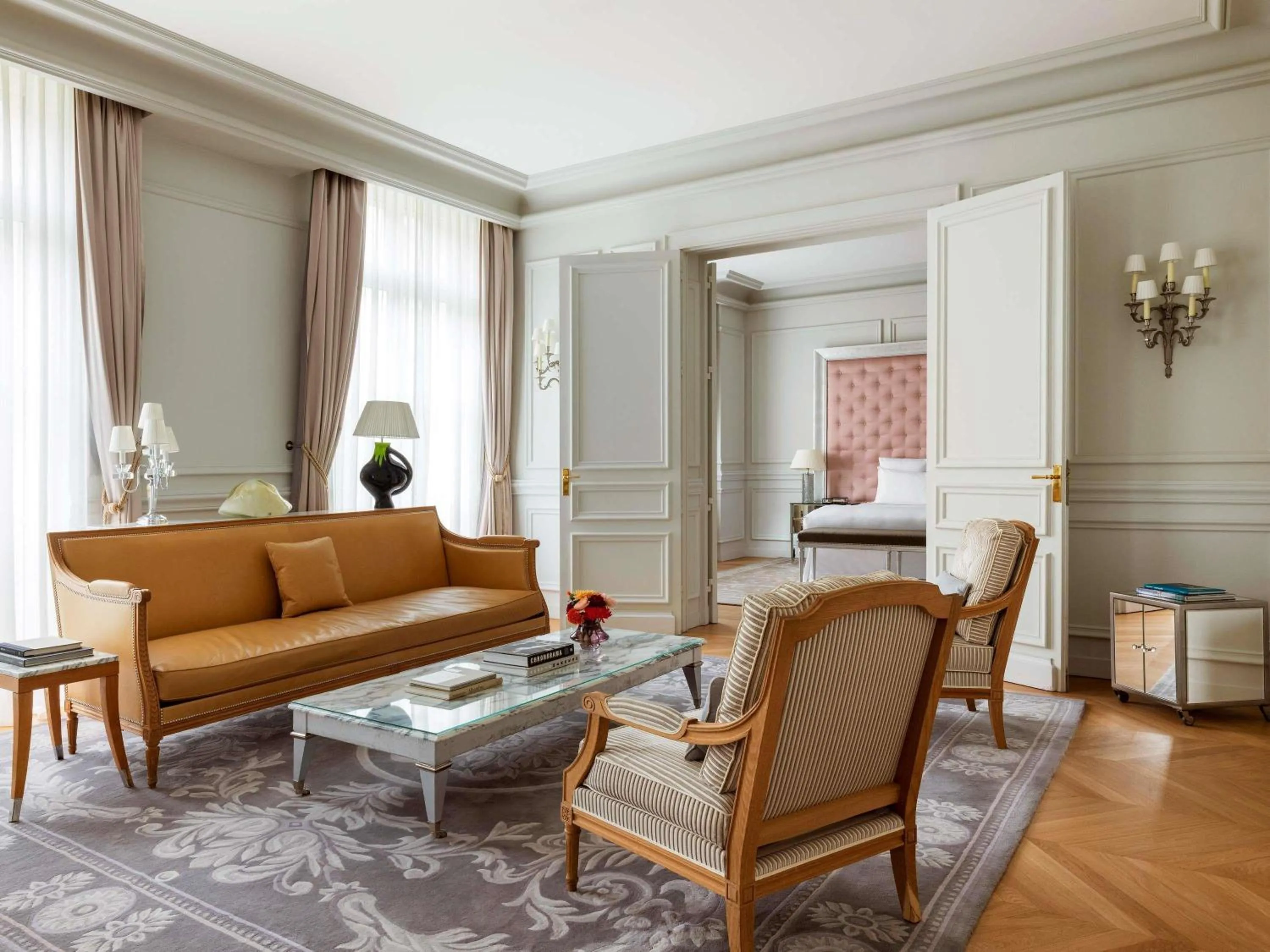 Photo of the whole room in Hôtel Le Royal Monceau Raffles Paris