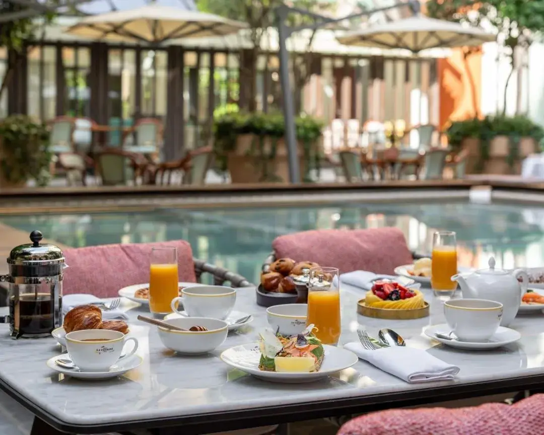 Breakfast in Hôtel Le Royal Monceau Raffles Paris Breakfast in Hôtel Le Royal Monceau Raffles Paris