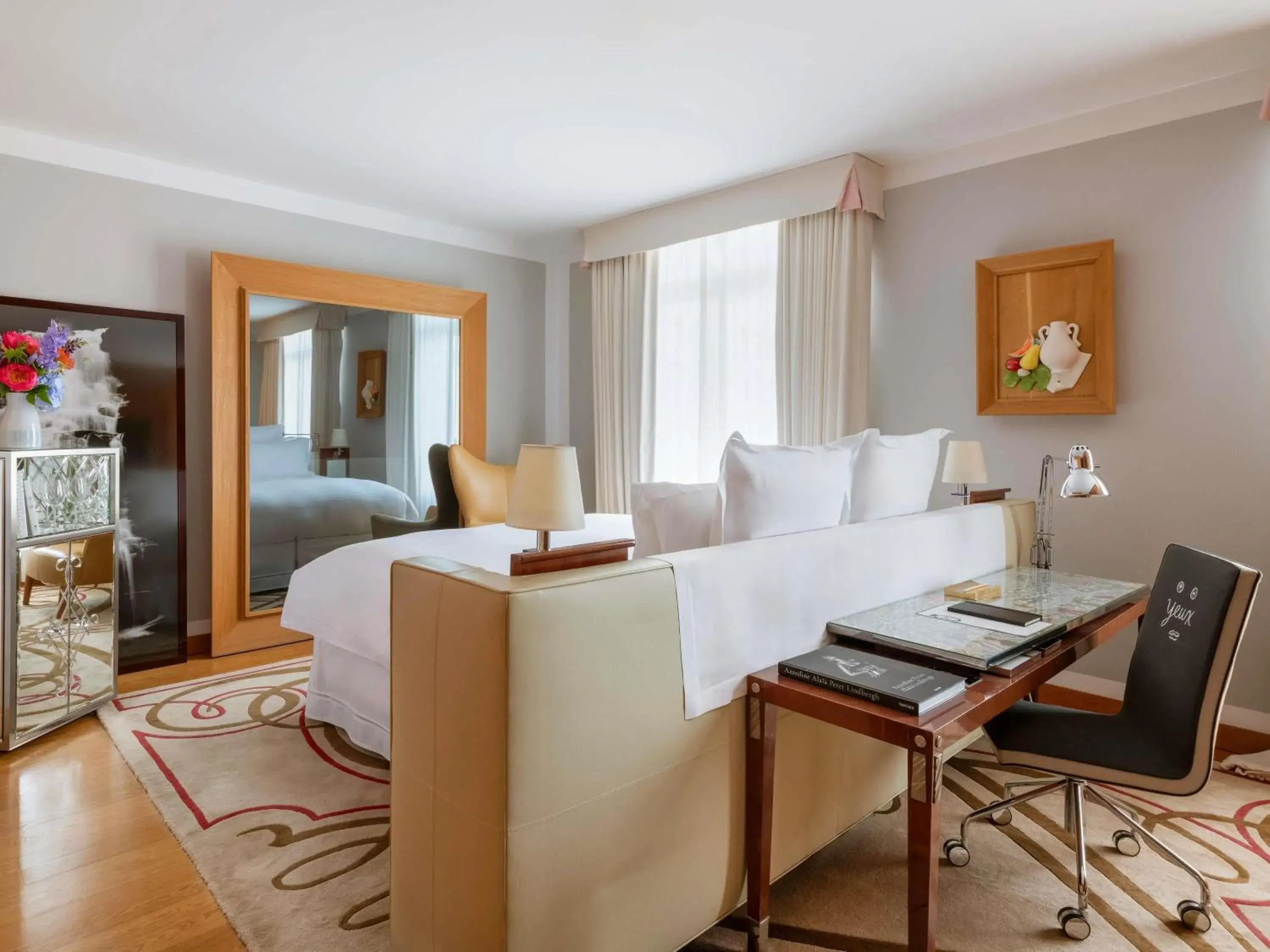 Bedroom, Bed in Hôtel Le Royal Monceau Raffles Paris Bedroom, Bed in Hôtel Le Royal Monceau Raffles Paris