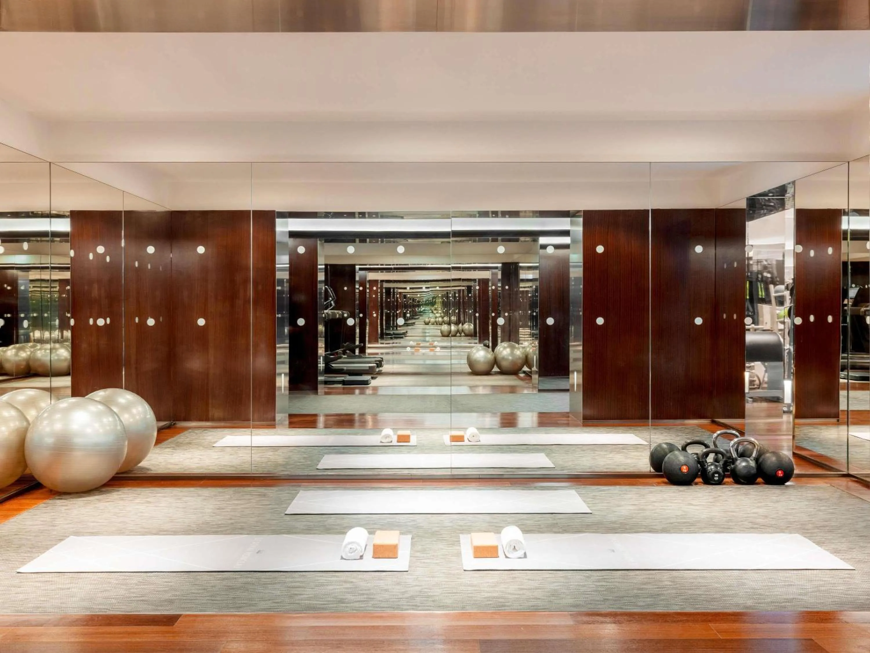 Fitness centre/facilities in Hôtel Le Royal Monceau Raffles Paris
