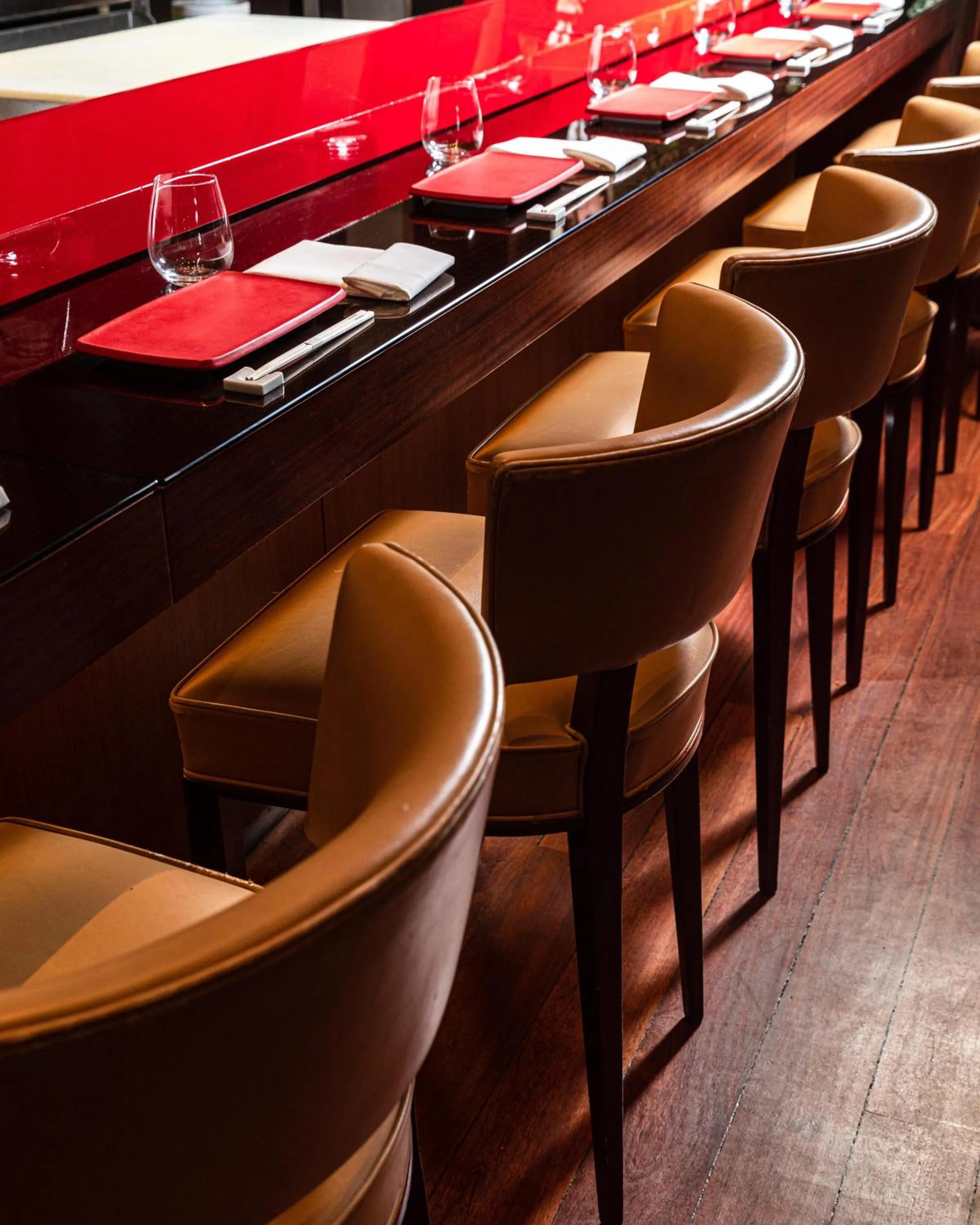 Restaurant/places to eat in Hôtel Le Royal Monceau Raffles Paris