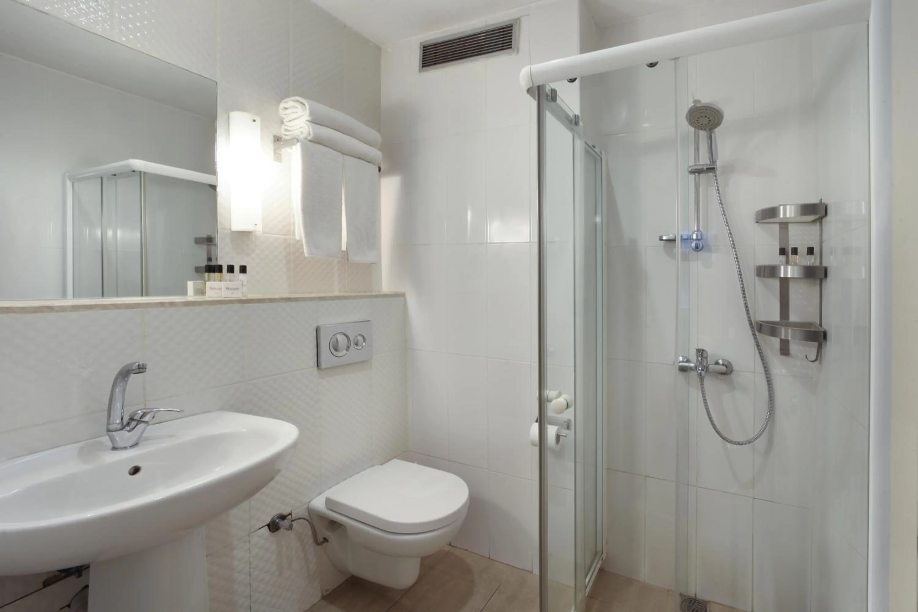 Toilet in Meroddi Galata Flats