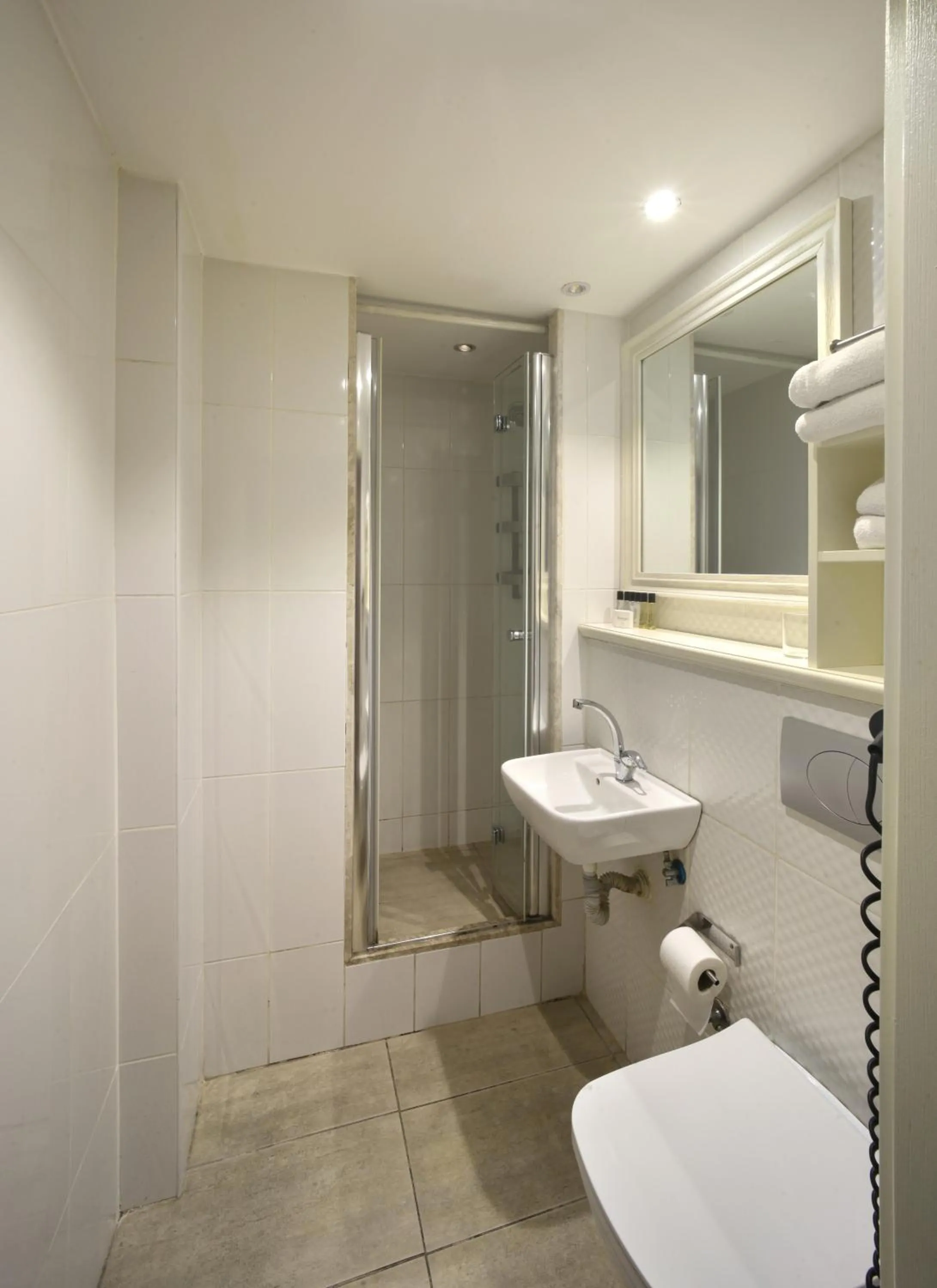 Toilet in Meroddi Galata Flats