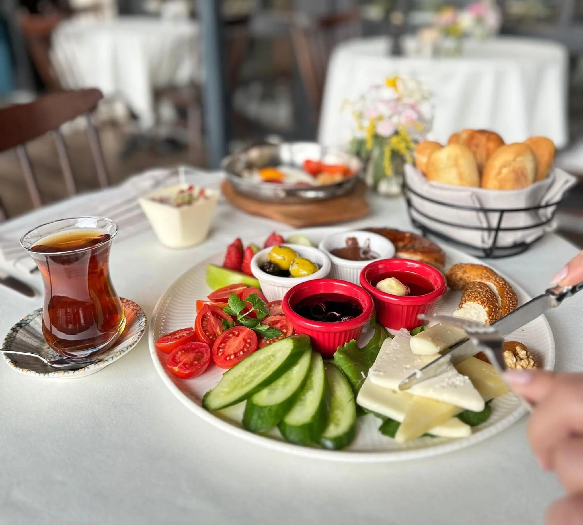 Breakfast in Meroddi Galata Flats