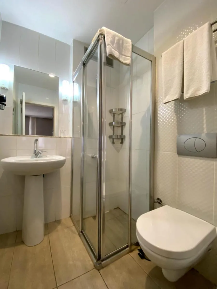 Bathroom in Meroddi Galata Flats