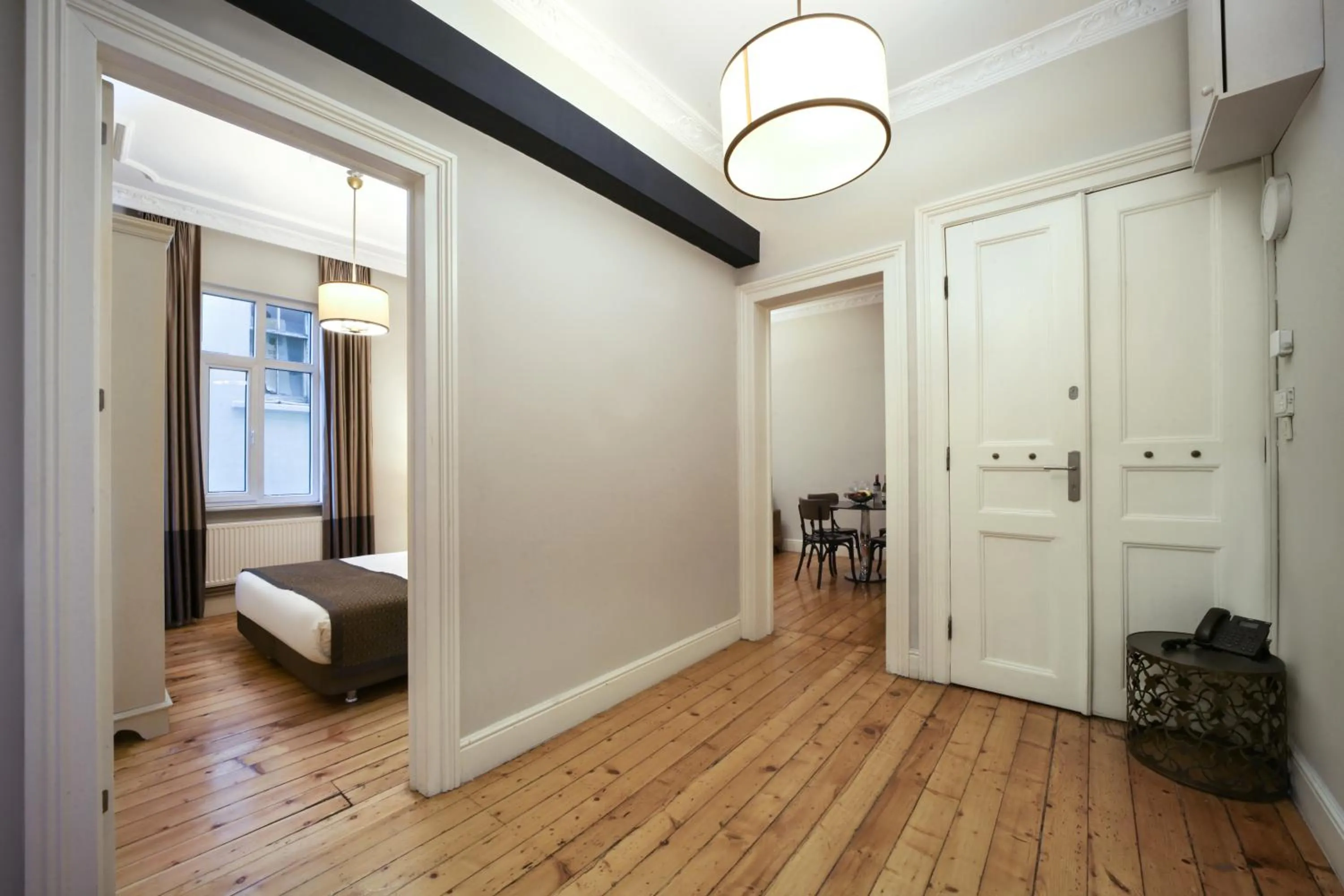 Bed in Meroddi Galata Flats