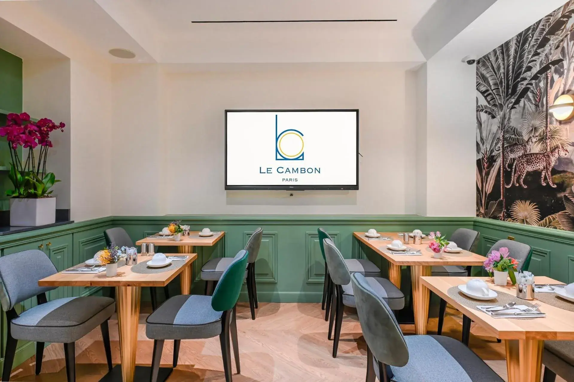 Restaurant/places to eat in Hotel Cambon Restaurant/places to eat in Hotel Cambon