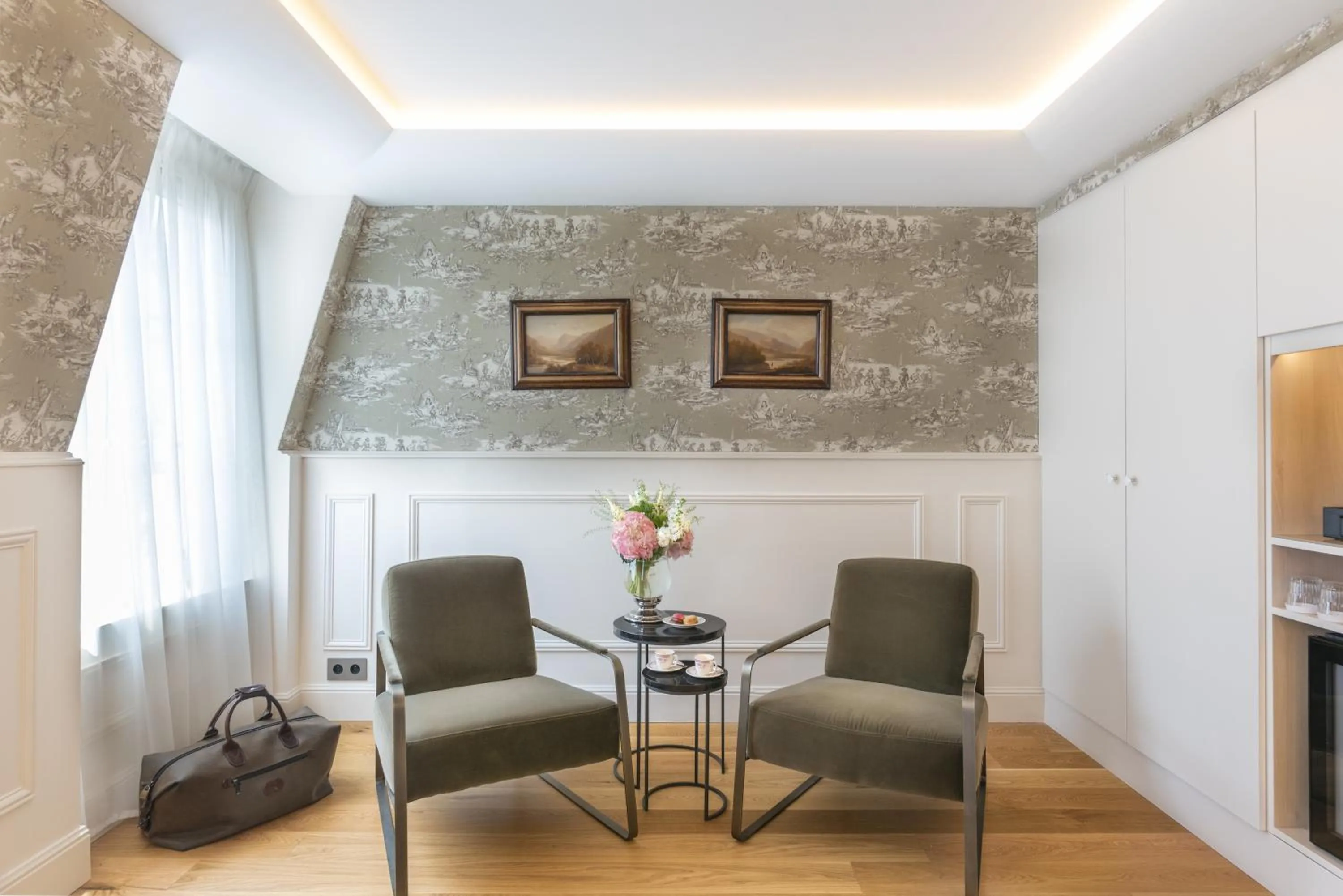 Living room in Hotel Cambon