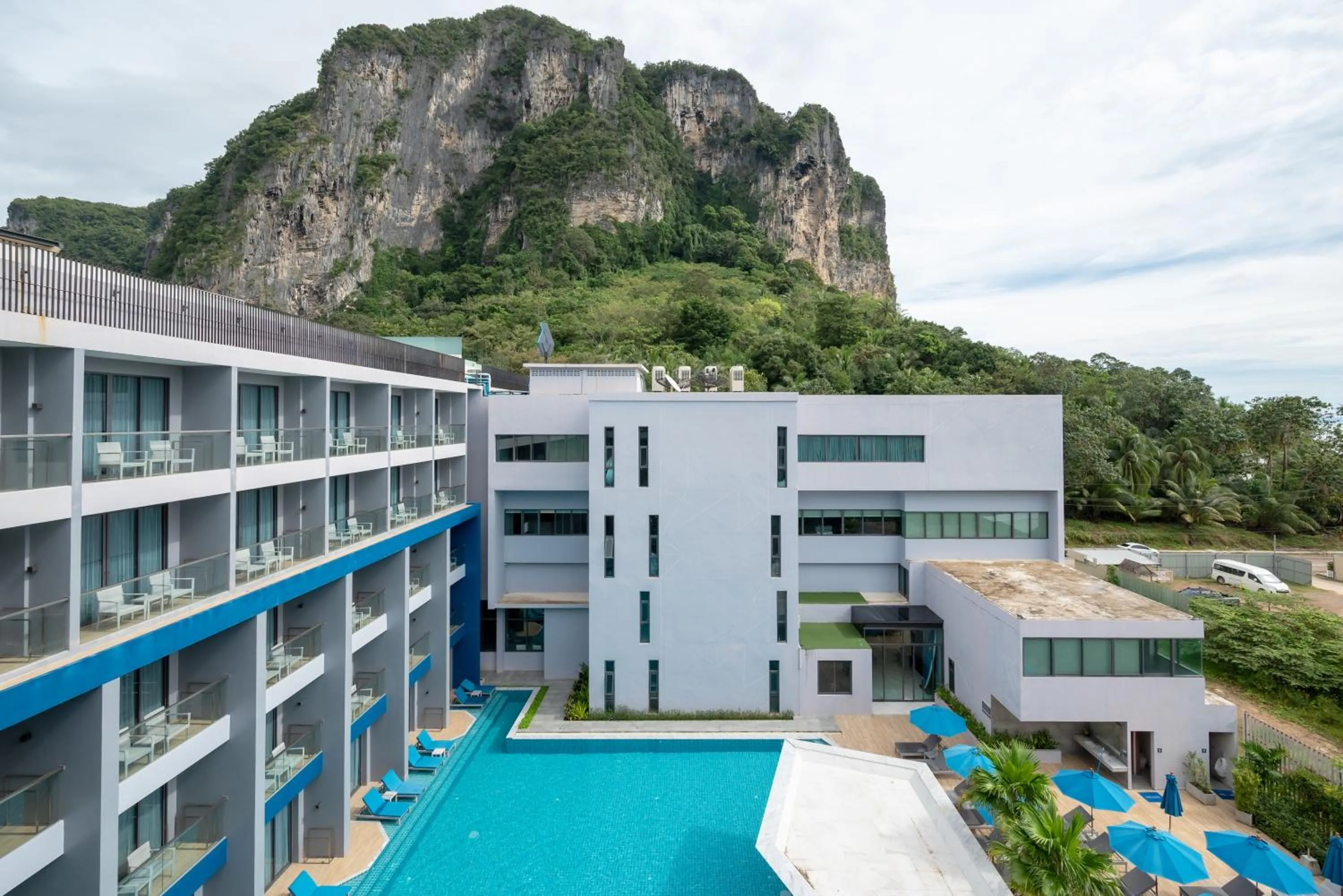 Swimming pool in BlueSotel SMART Krabi Aonang Beach - Adults only