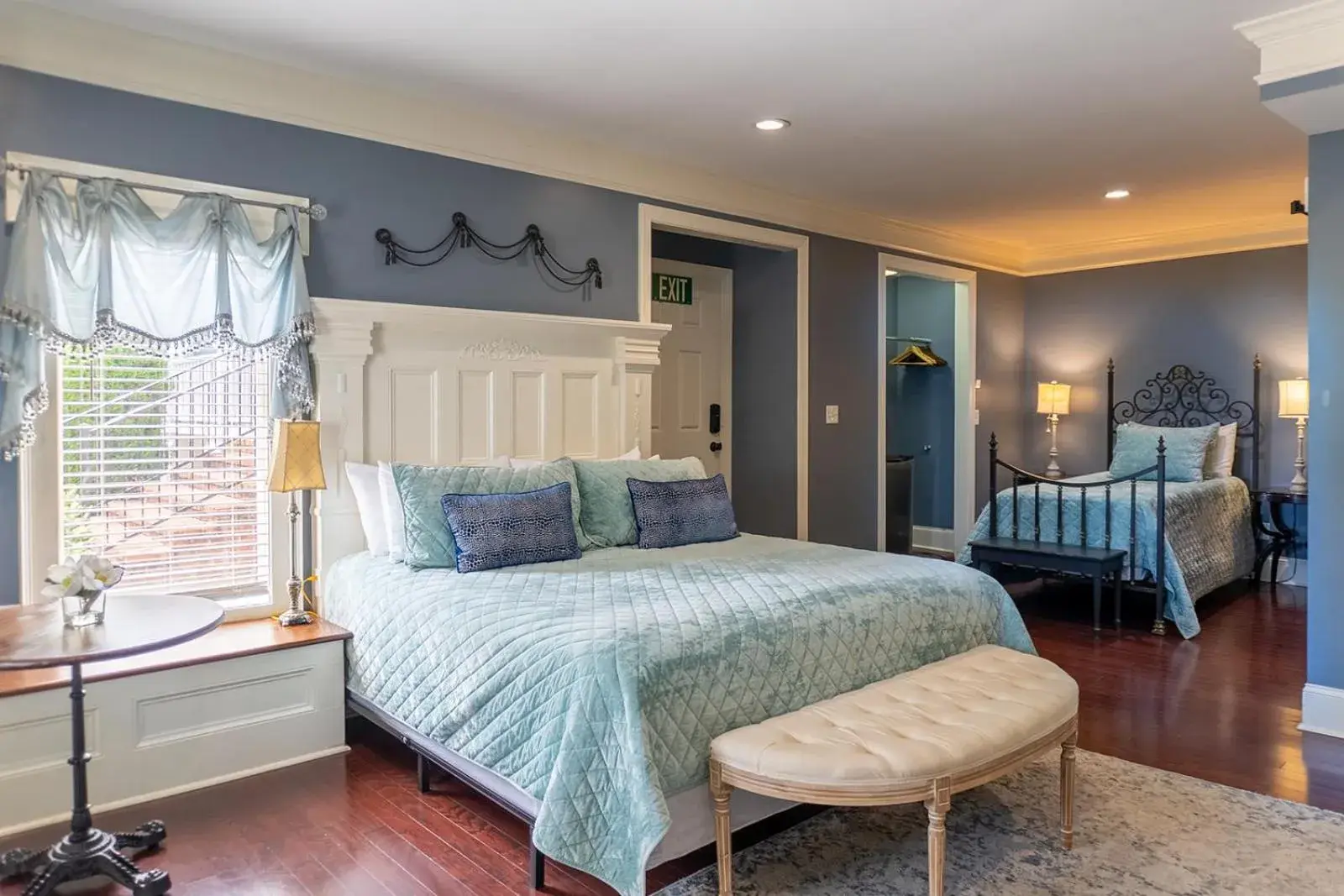 Executive Triple Room in Belle Air Mansion and Inn Executive Triple Room in Belle Air Mansion and Inn