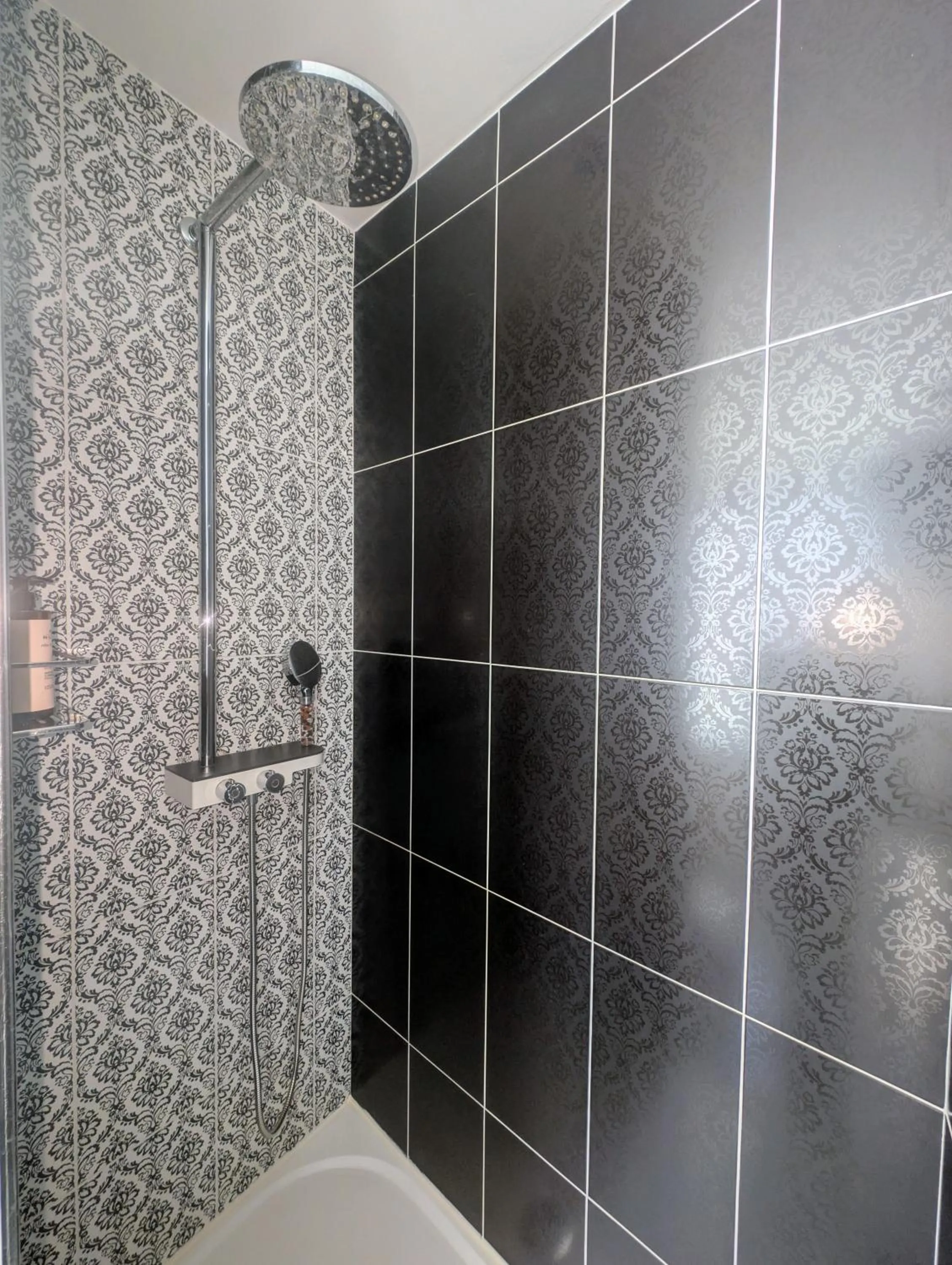 Bathroom in Hôtel Mademoiselle