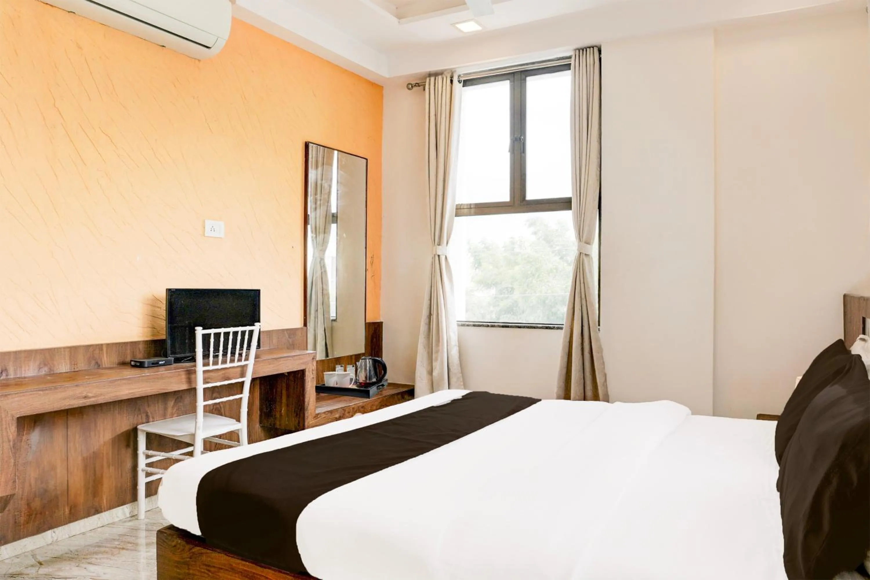 Bedroom, Bed in Collection O Shirdi