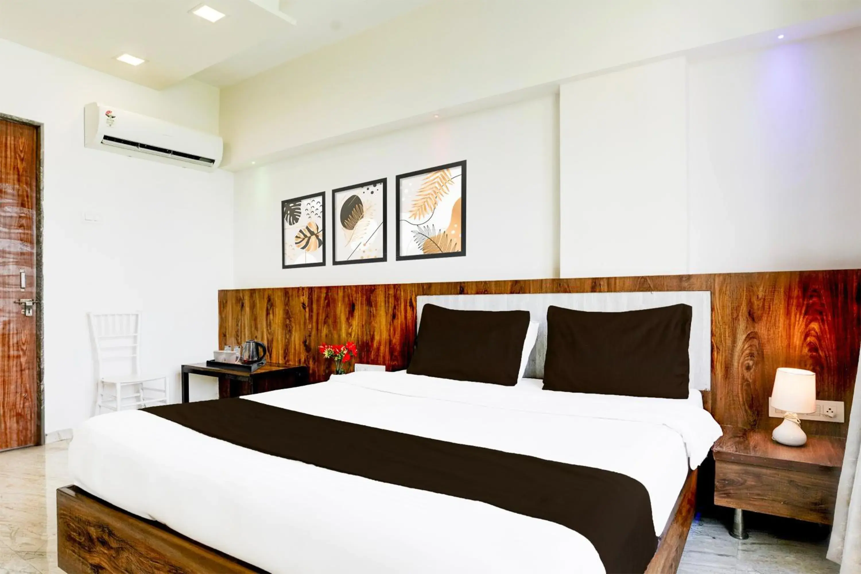 Bedroom, Bed in Collection O Shirdi Bedroom, Bed in Collection O Shirdi