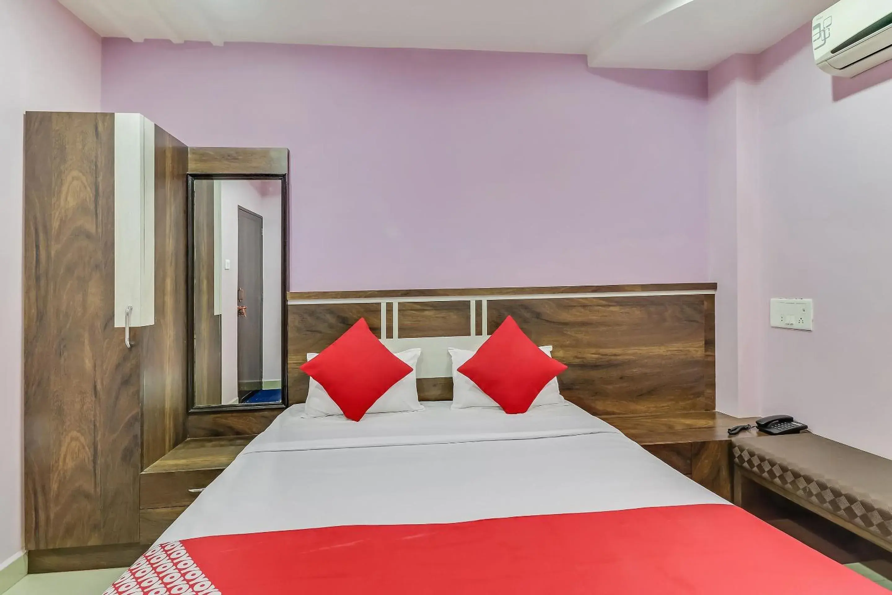 Bedroom, Bed in Hotel O Royal Bedroom, Bed in Hotel O Royal