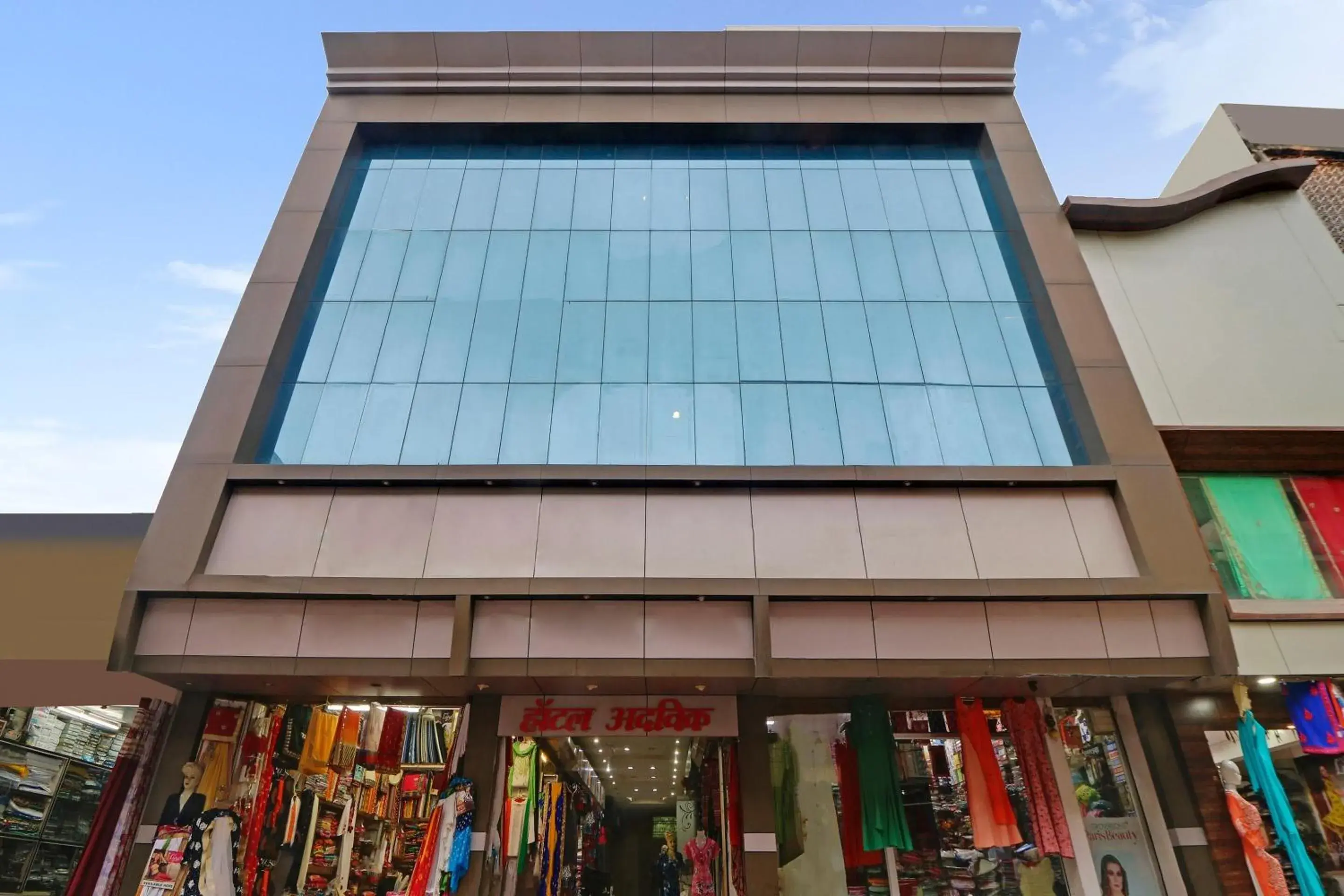 Facade/entrance in Hotel O Royal Facade/entrance in Hotel O Royal