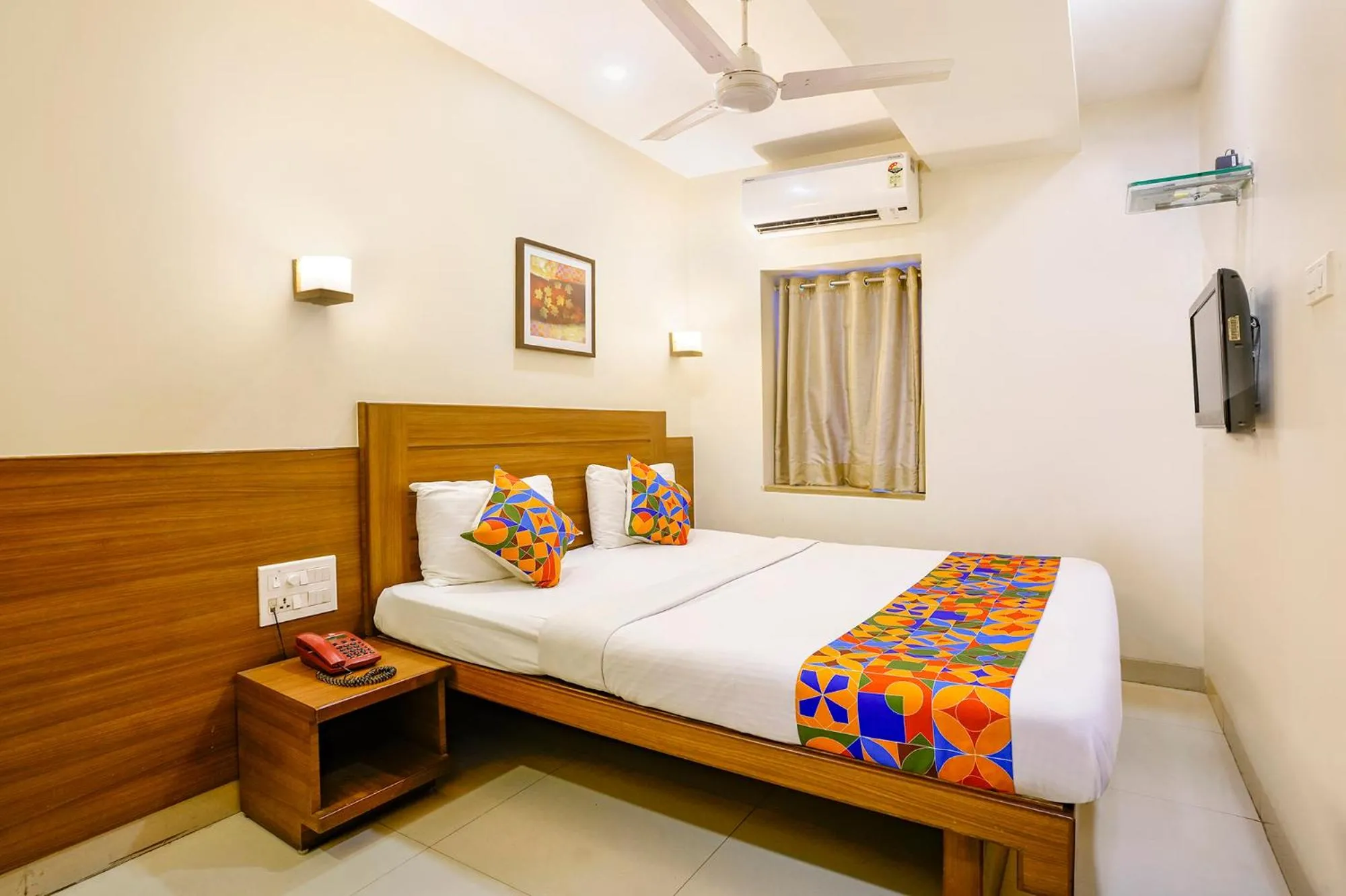 Bed in FabHotel Rahat