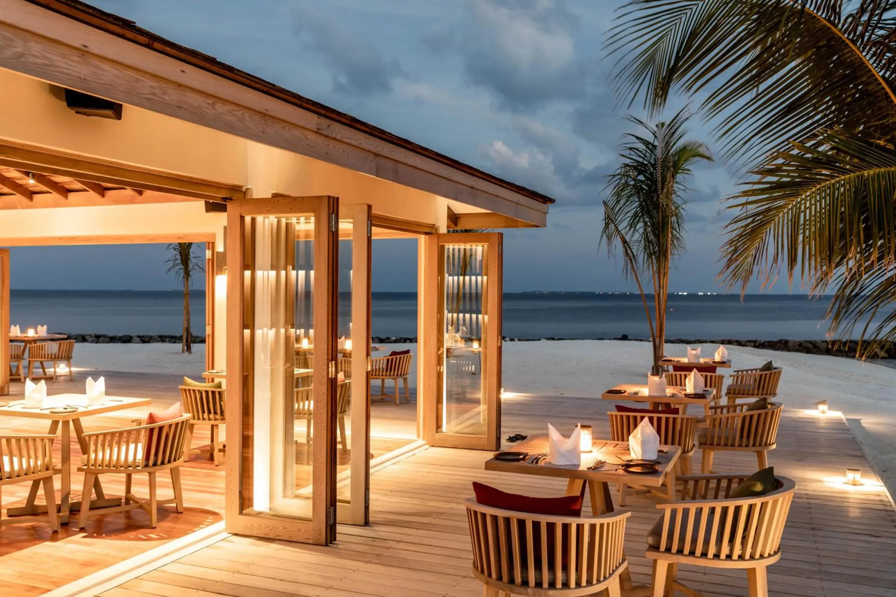 Restaurant/places to eat in Kagi Maldives Resort & Spa Restaurant/places to eat in Kagi Maldives Resort & Spa