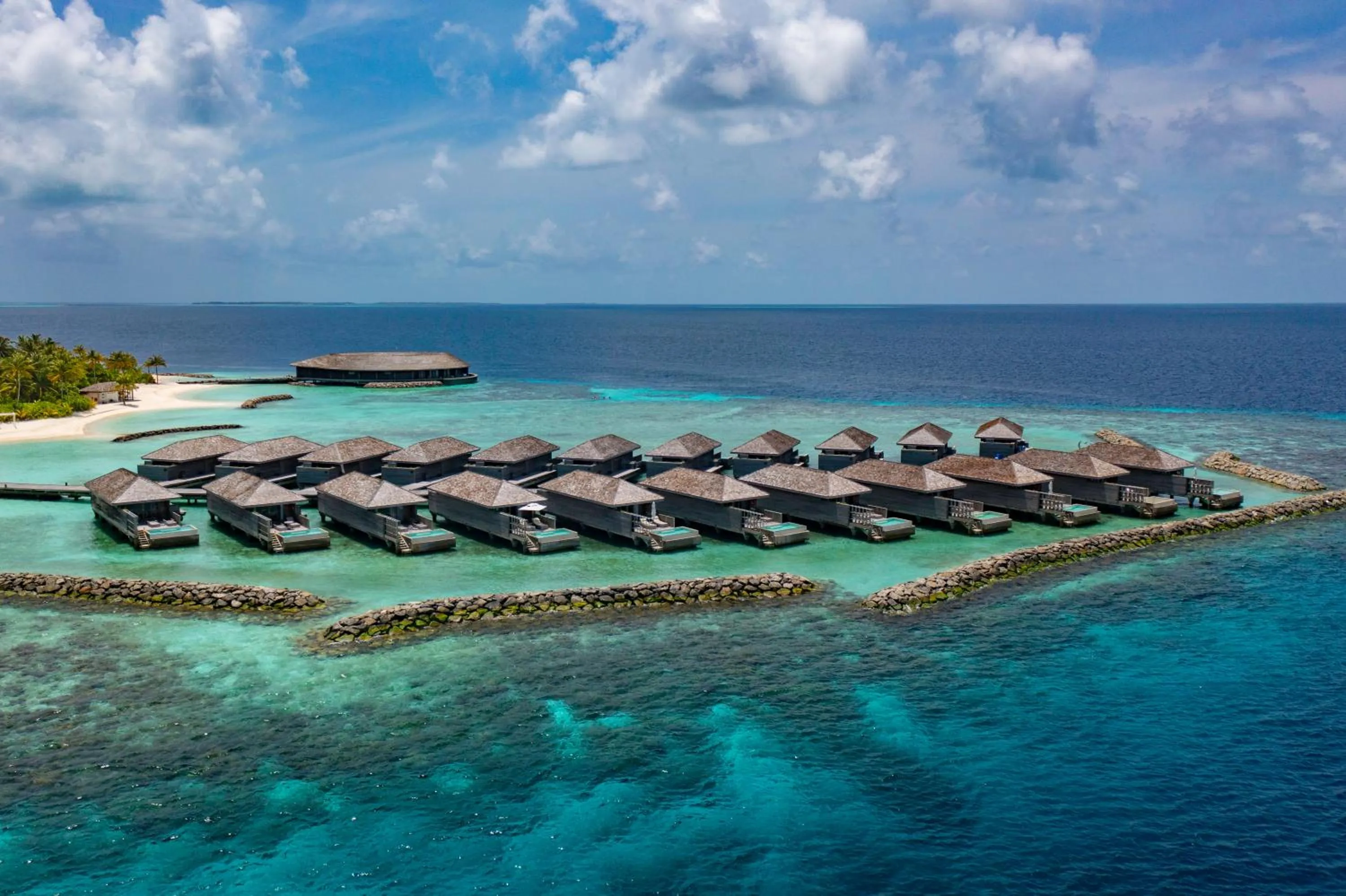 Property building in Kagi Maldives Resort & Spa