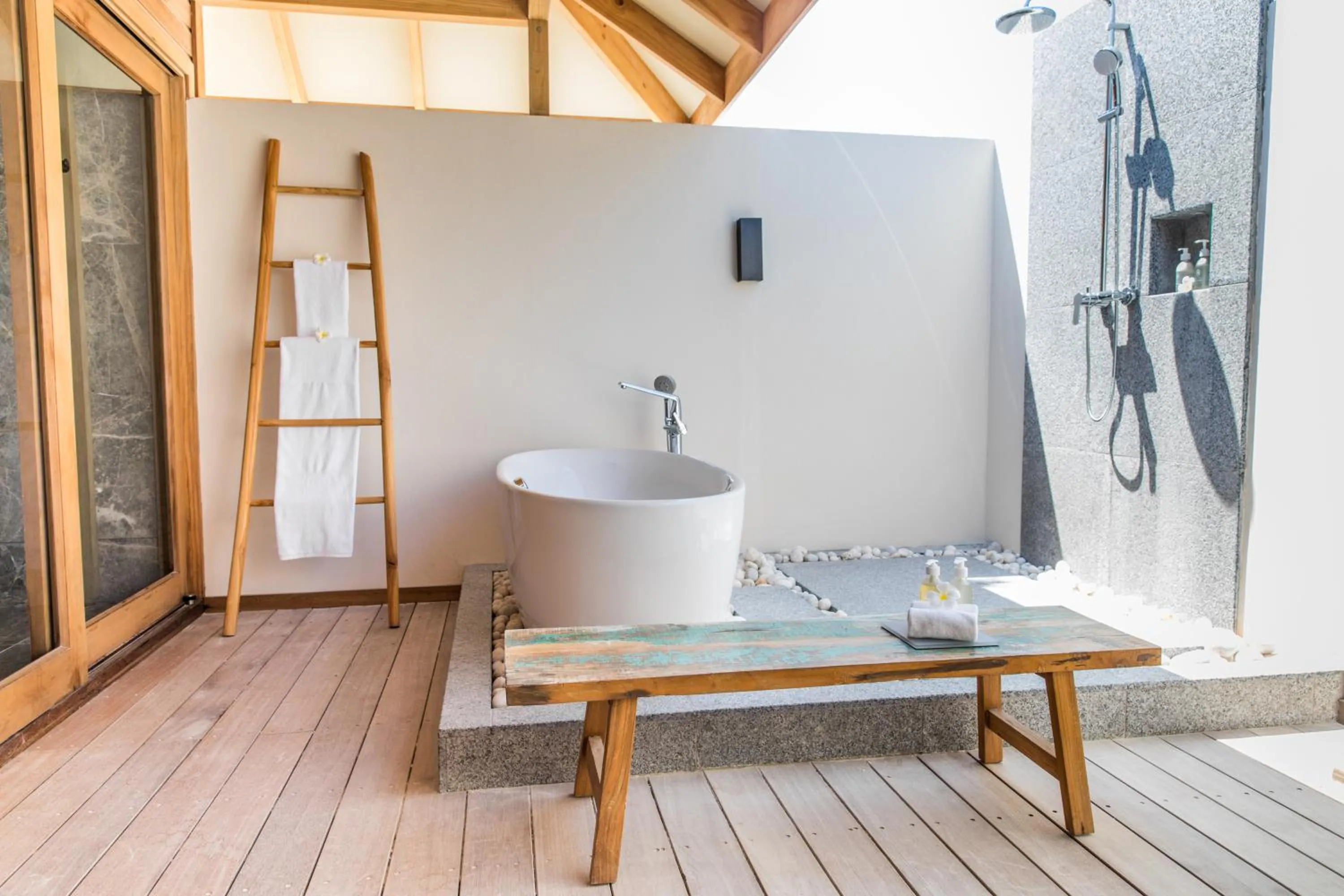 Bathroom in Kagi Maldives Resort & Spa