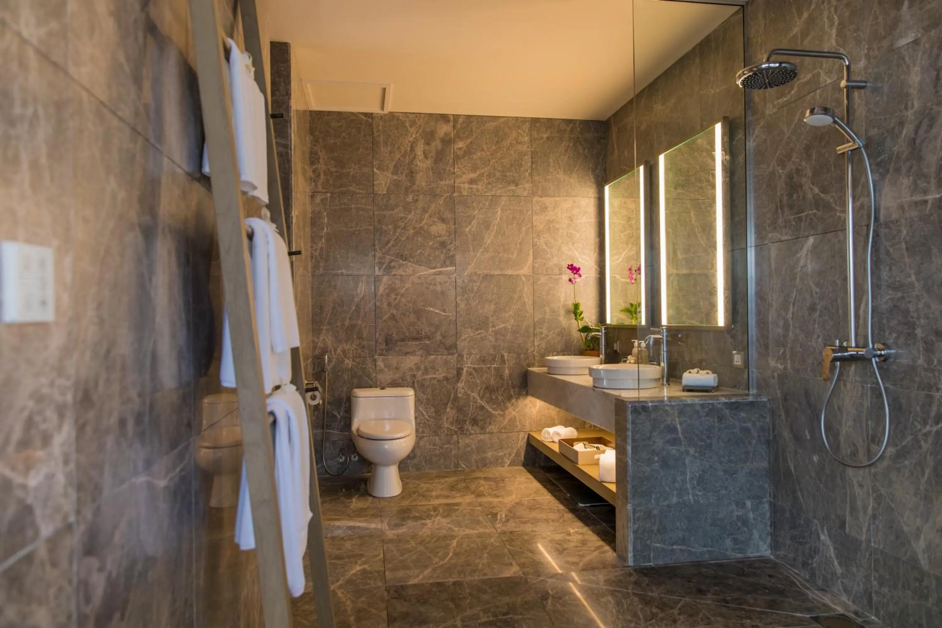 Bathroom in Kagi Maldives Resort & Spa