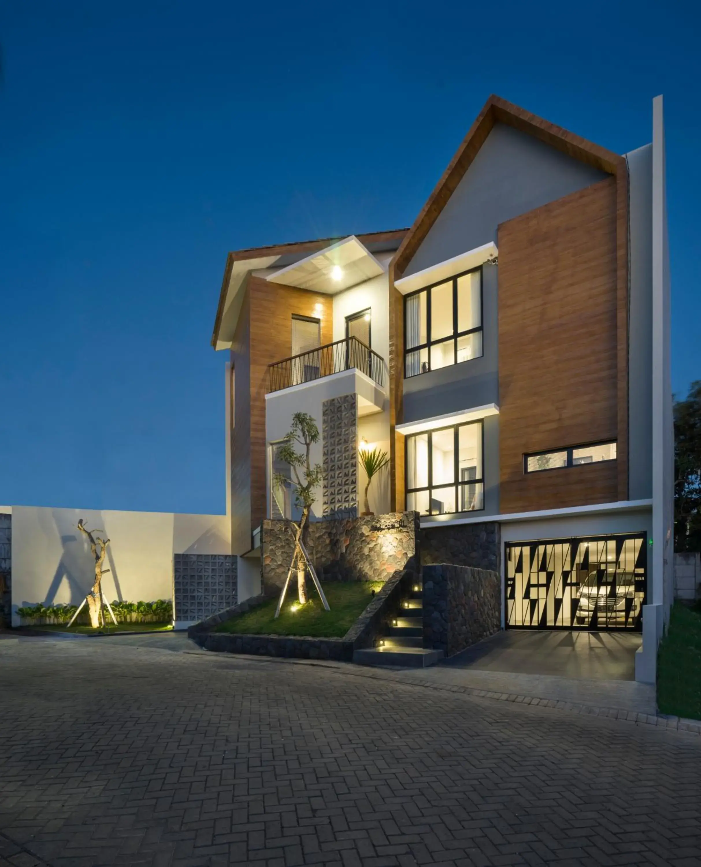 GAIA Lodge The Kusuma Hill Batu - Malang GAIA Lodge The Kusuma Hill Batu - Malang