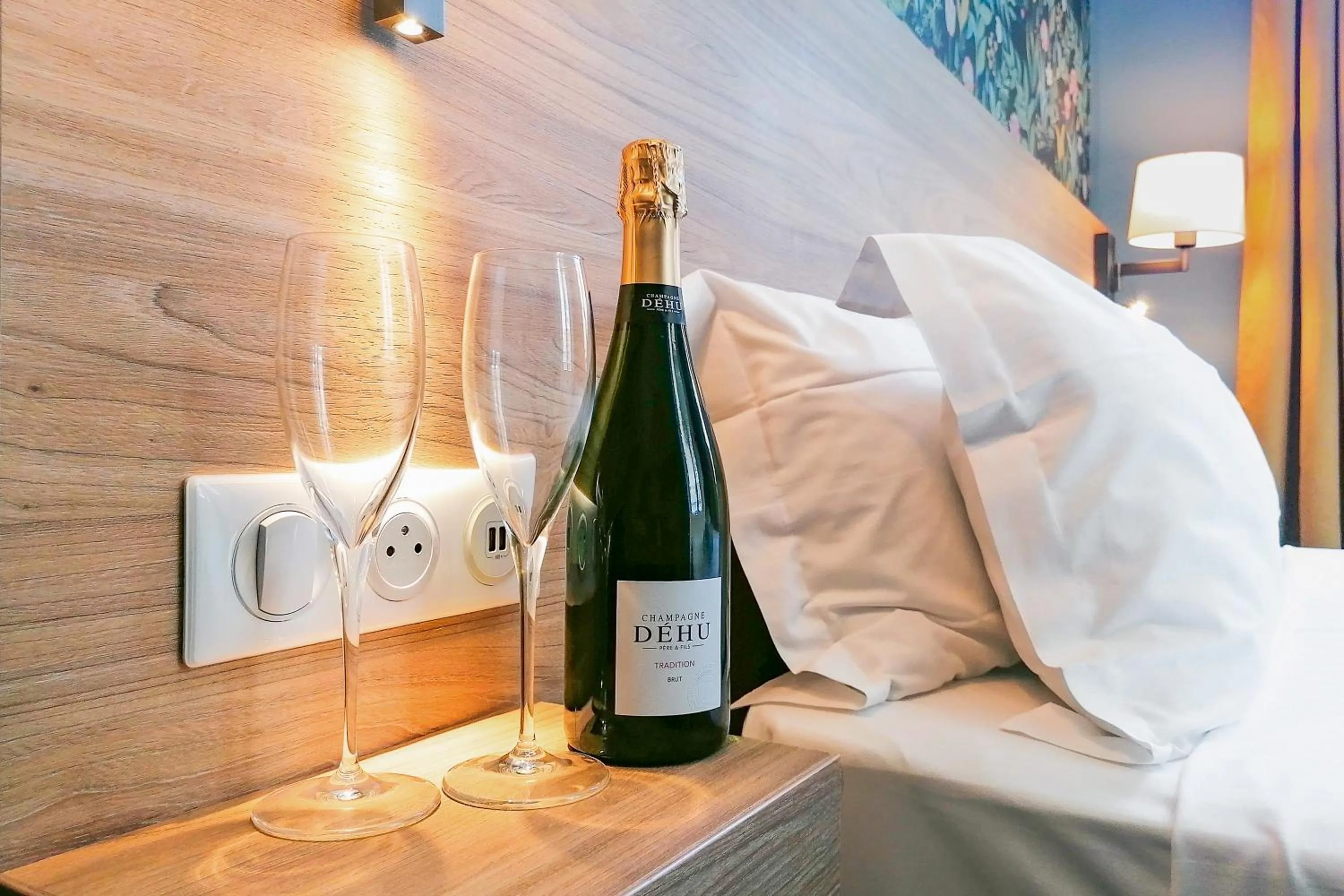 VIP, Bed in Hôtel de France, un hôtel AMMI