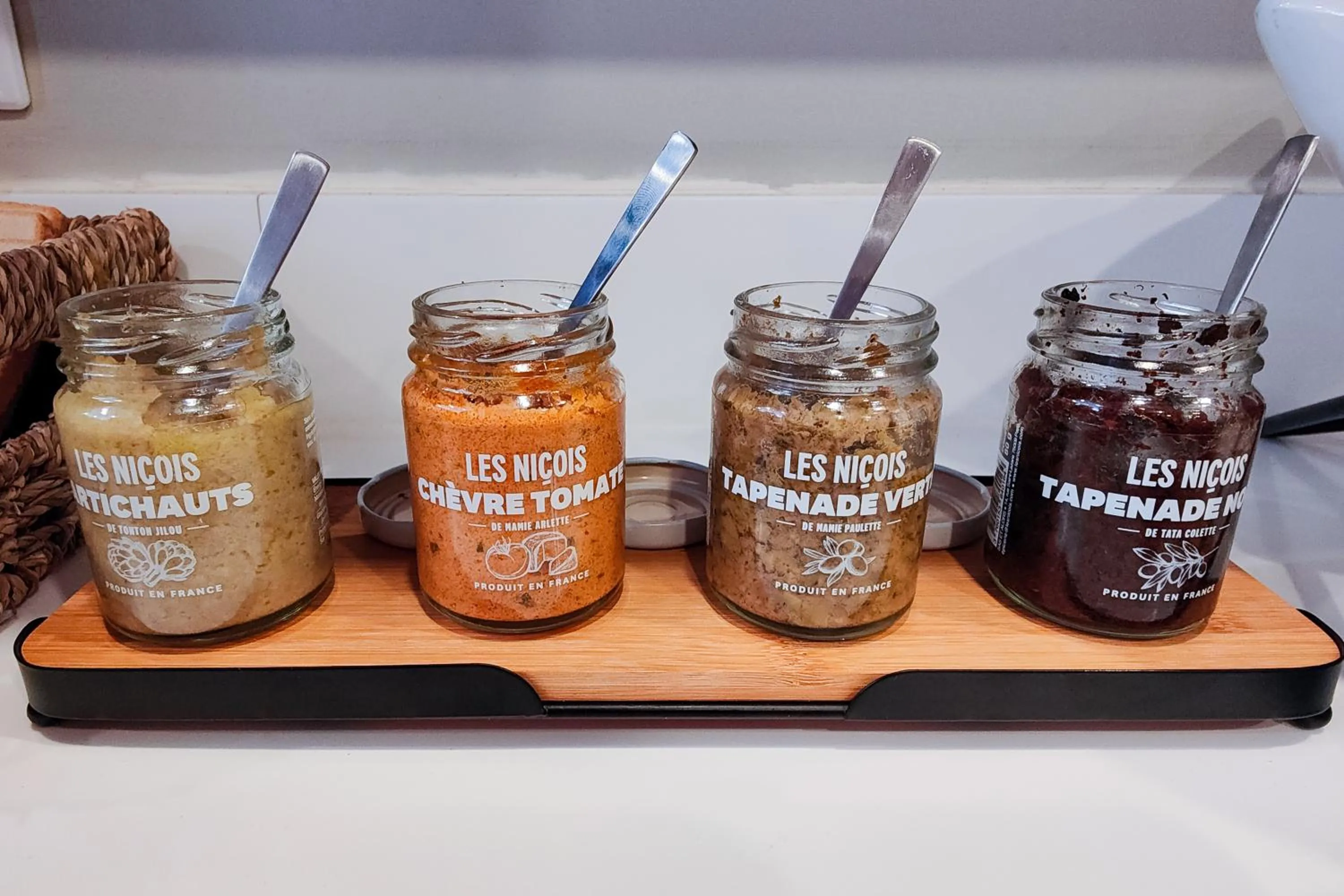 Buffet breakfast in Hôtel de France, un hôtel AMMI