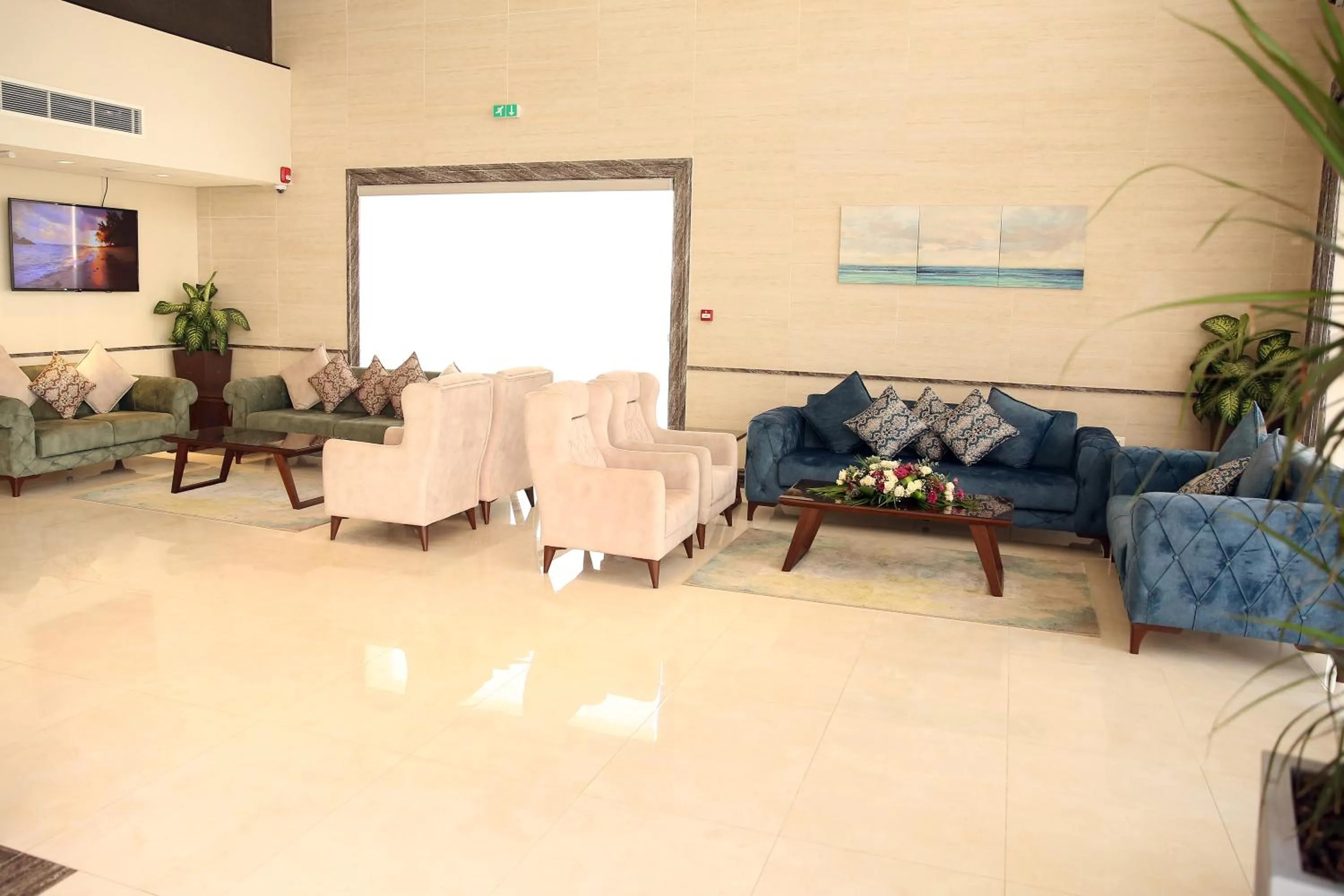 Communal lounge/ TV room in Gloria Hotel Amman