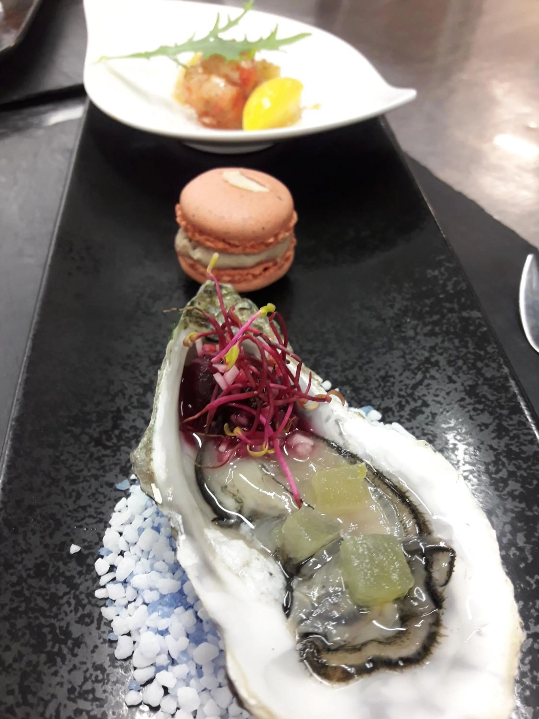 Food in Hôtel De France - Restaurant L'insolite