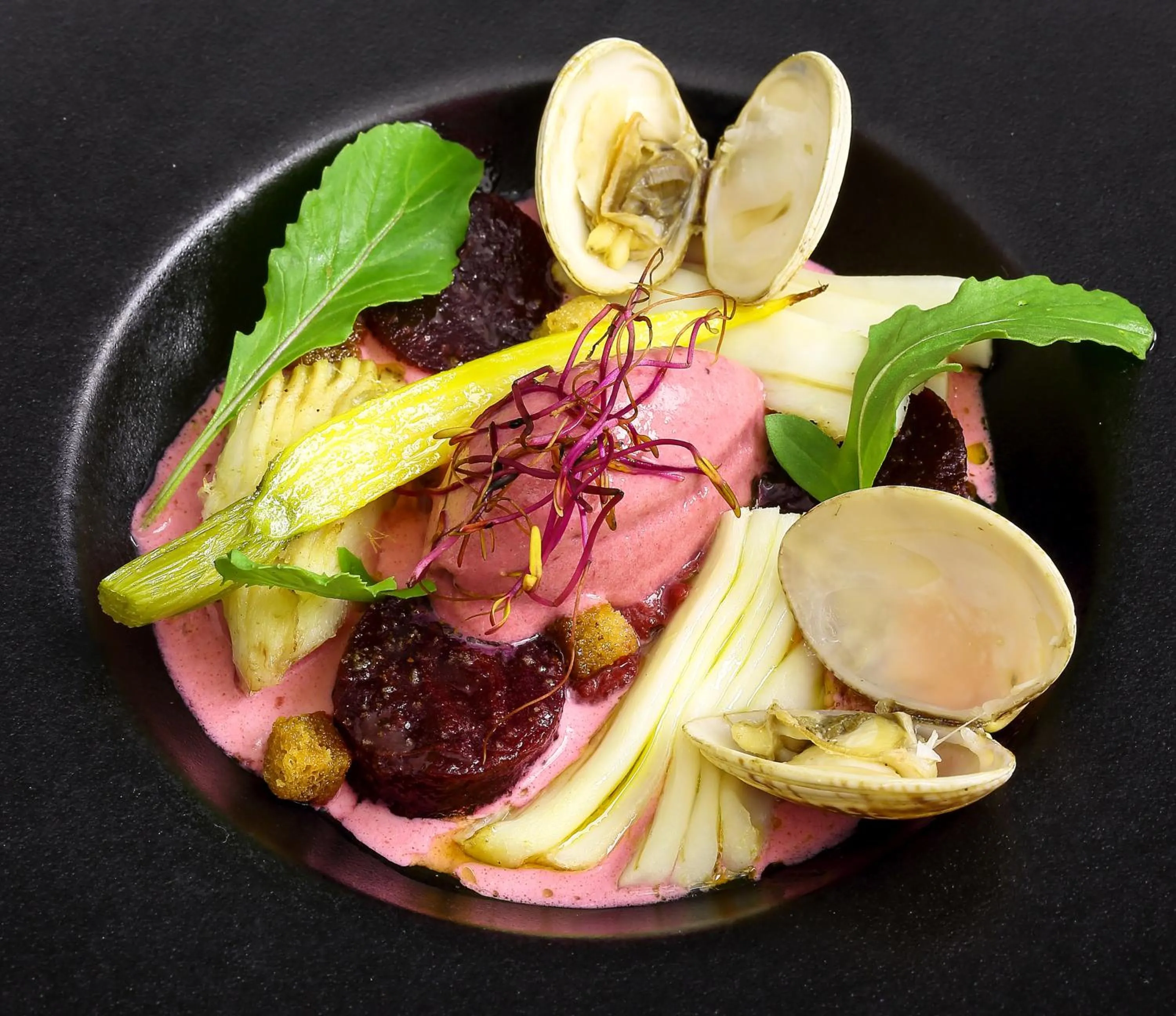 Restaurant/places to eat in Hôtel De France - Restaurant L'insolite