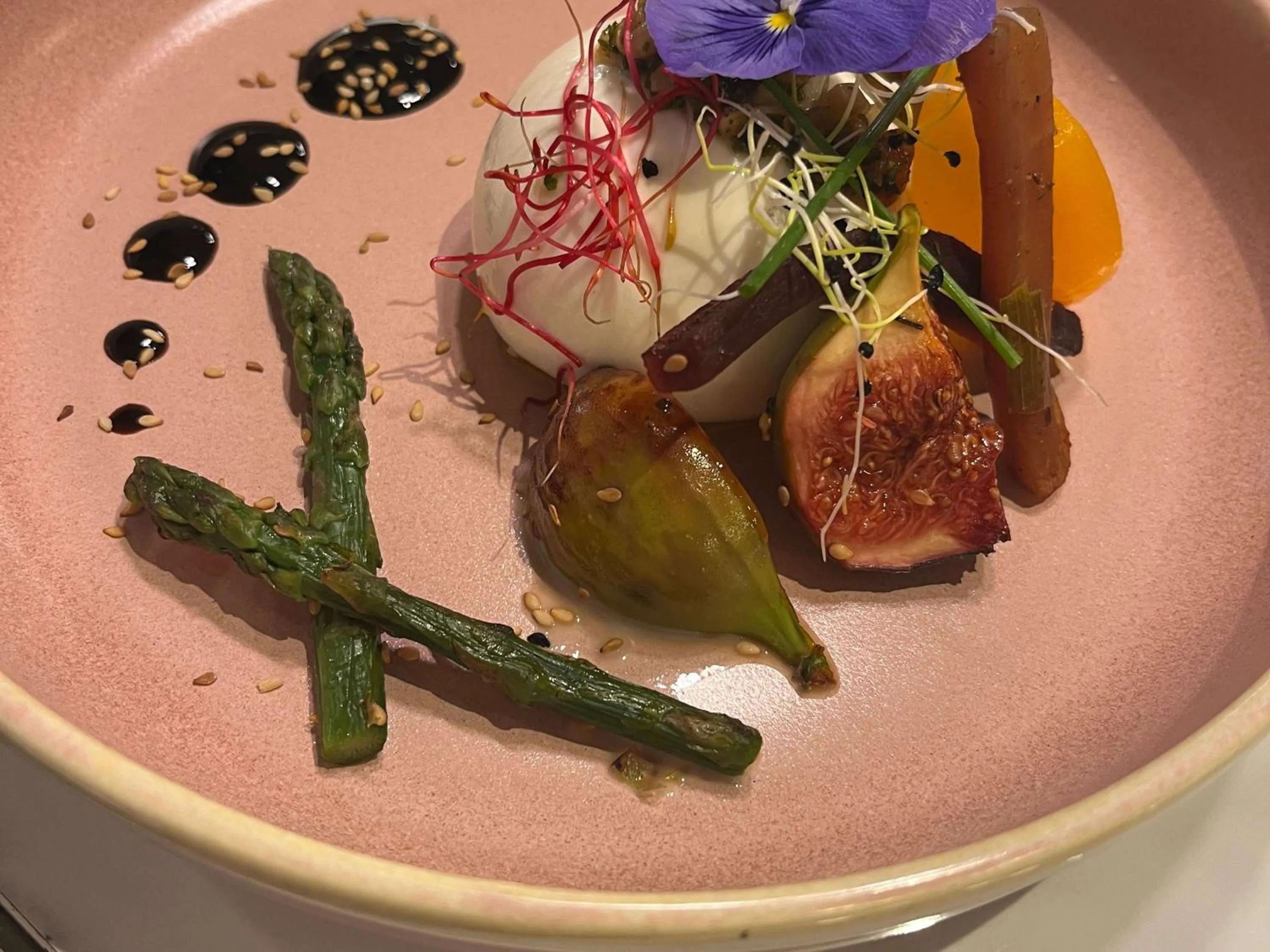 Restaurant/places to eat in Hotel Mercure Angers Lac De Maine