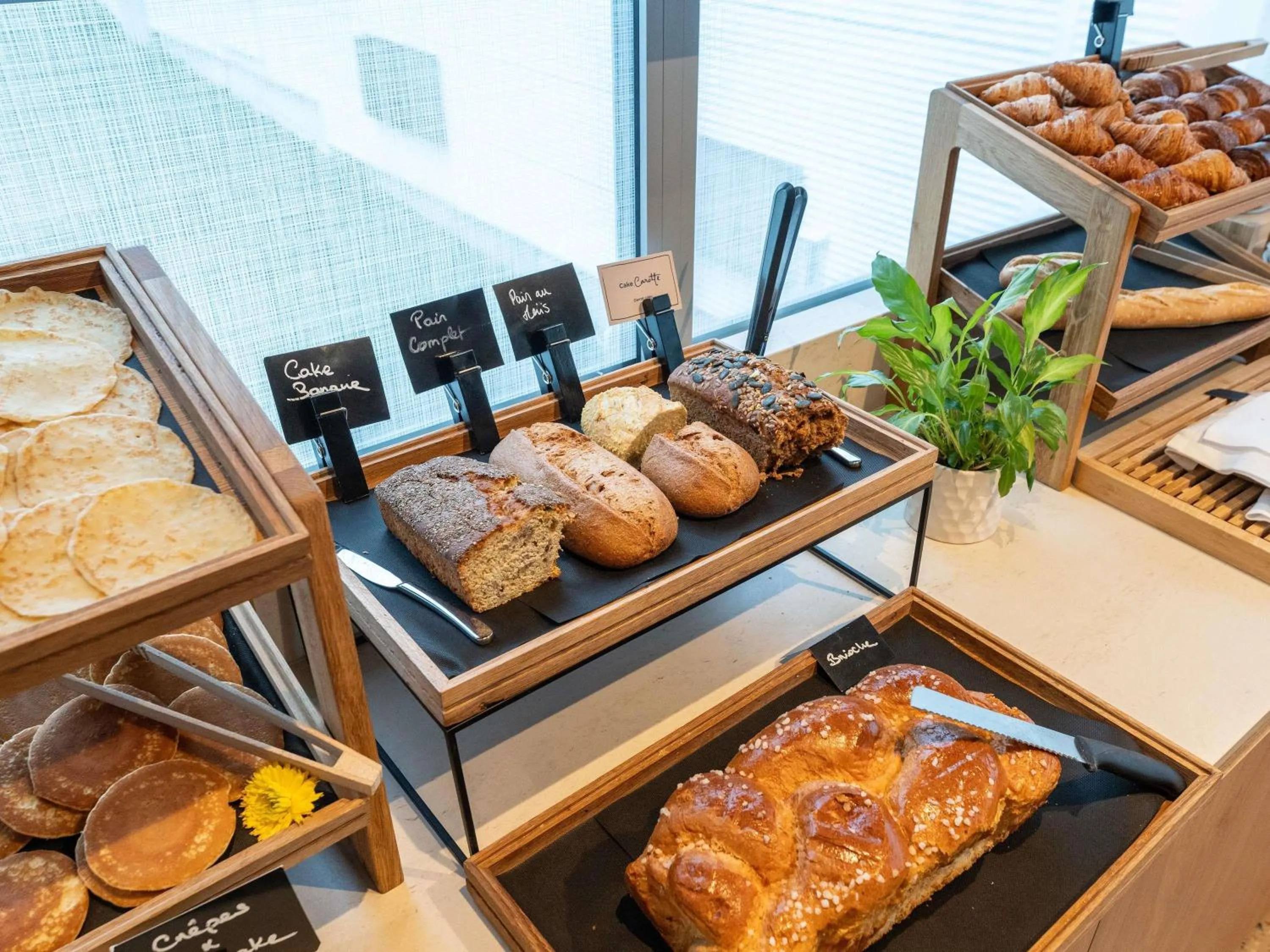 Breakfast in Novotel Angers Lac de Maine