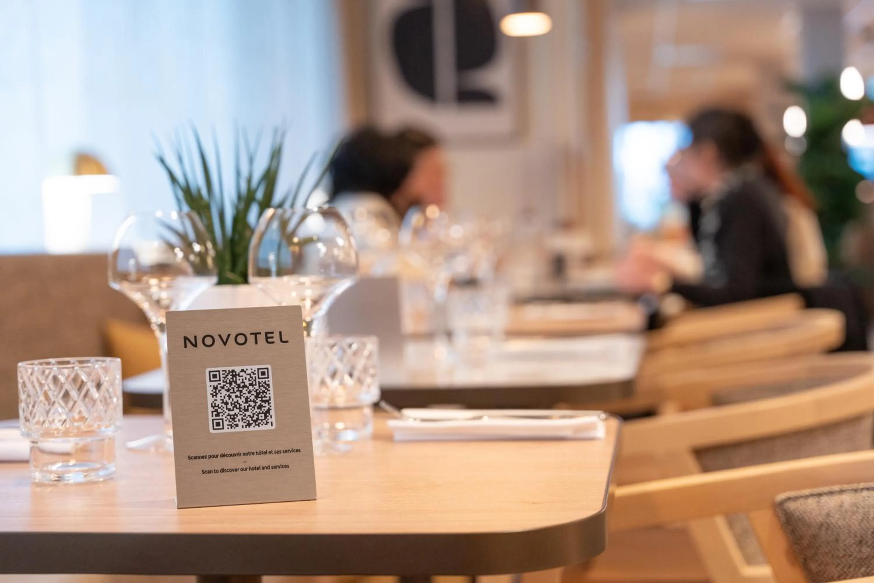 Restaurant/places to eat in Hotel Mercure Angers Lac De Maine