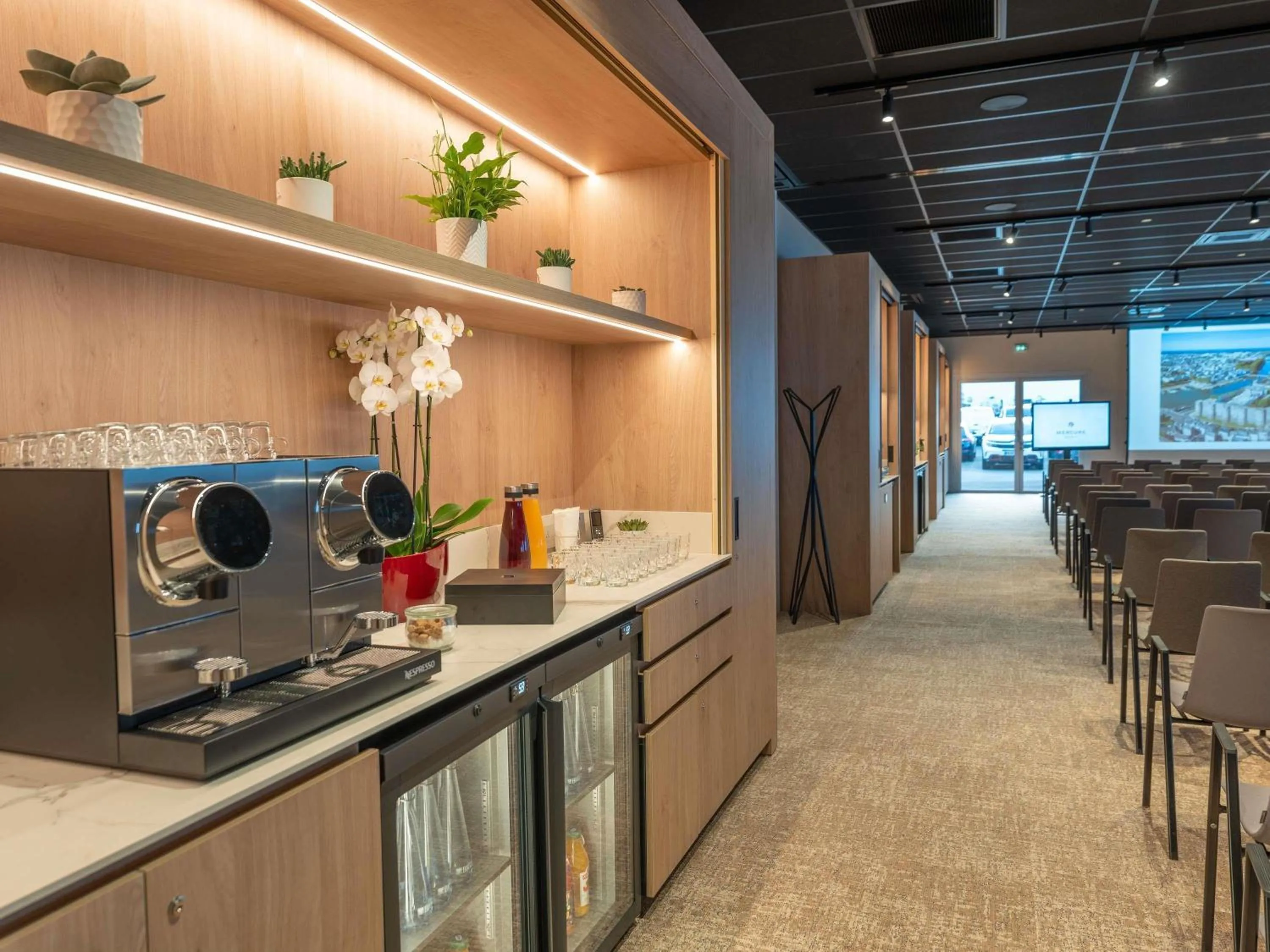 Meeting/conference room in Novotel Angers Lac de Maine