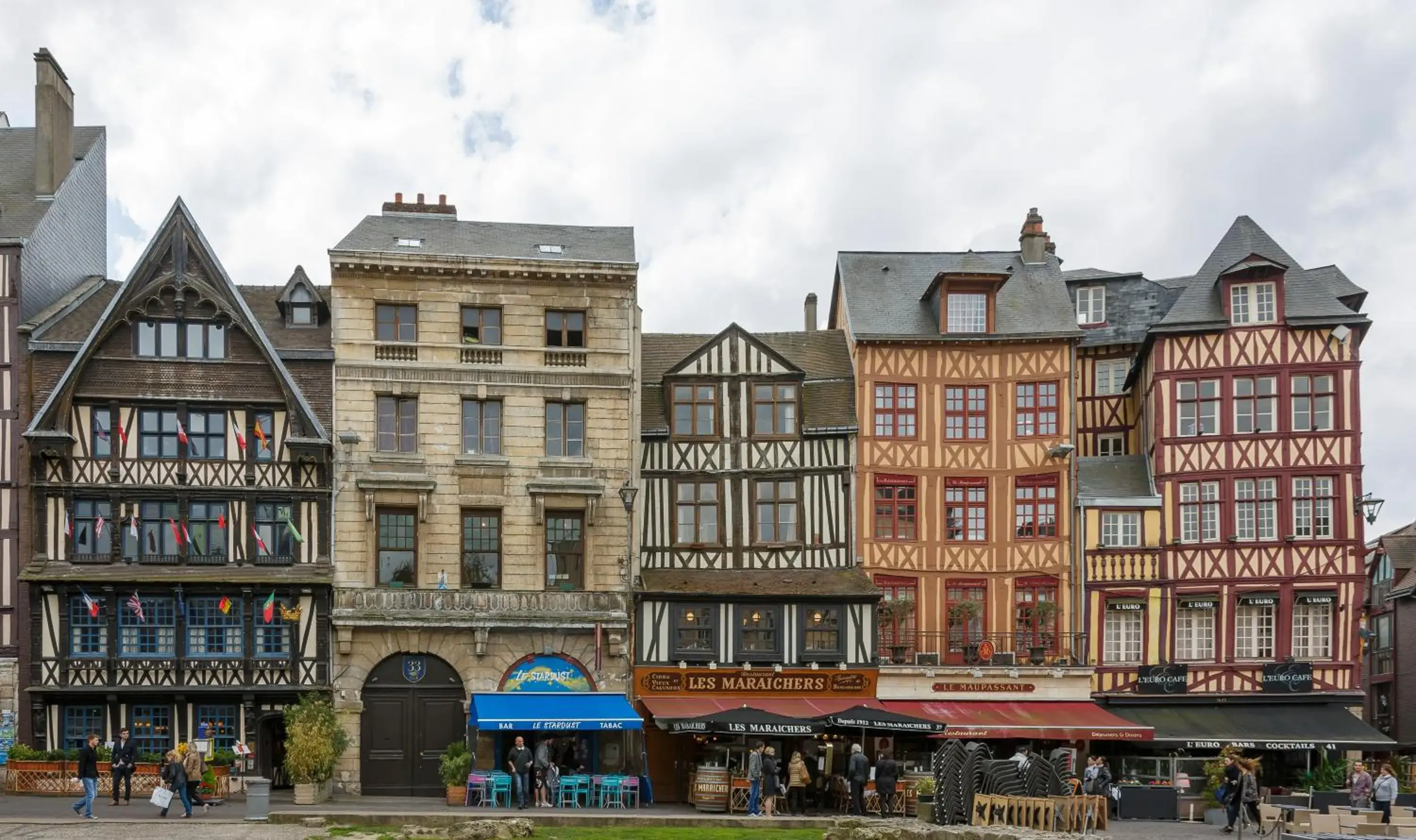 Neighbourhood in Hotel Dandy Rouen centre Neighbourhood in Hotel Dandy Rouen centre