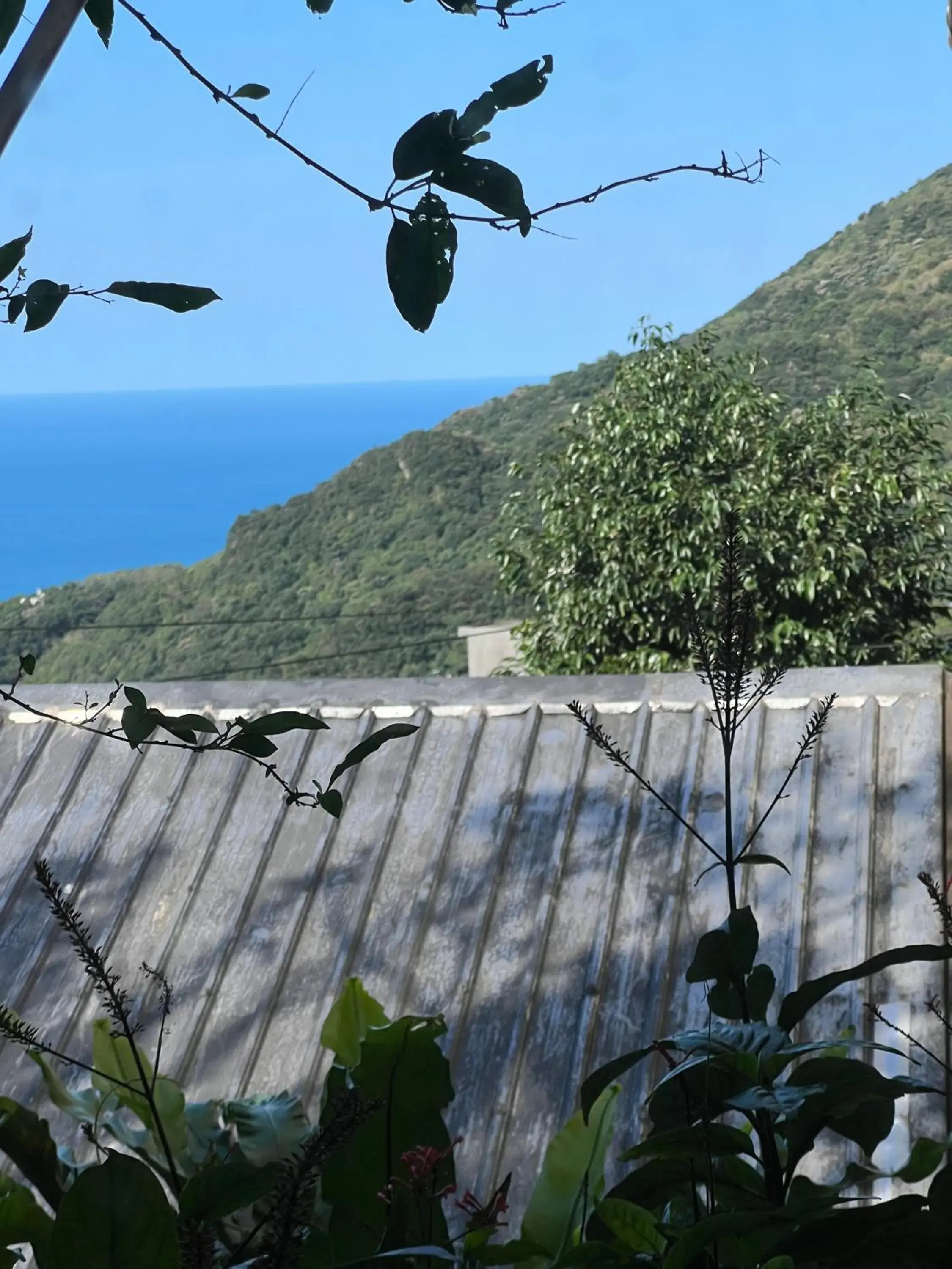 Double Room with Mountain View and Bath in Twilight House Double Room with Mountain View and Bath in Twilight House