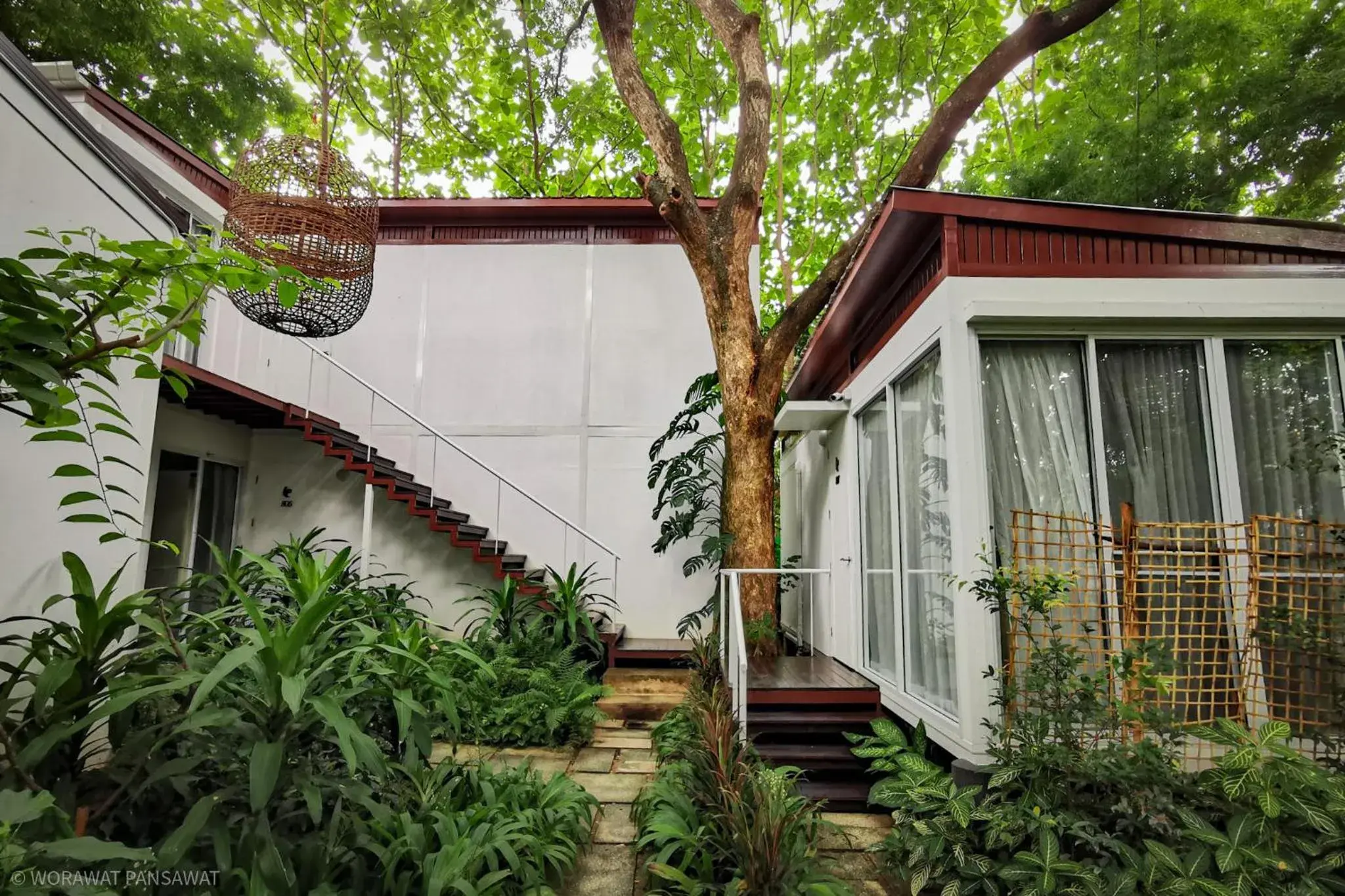 Property building in Cochet Property building in Cochet