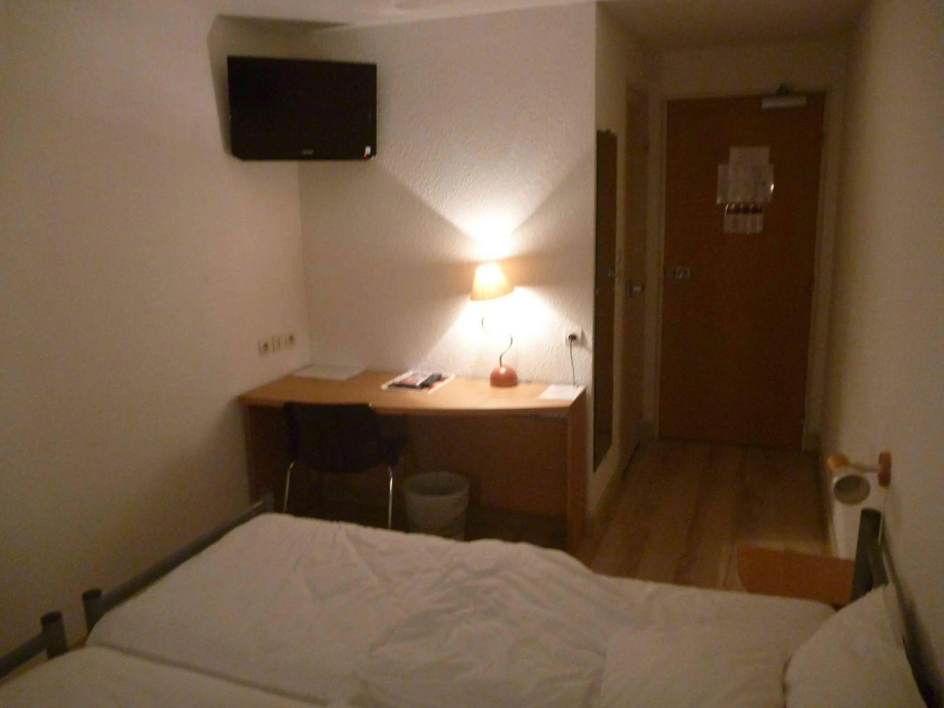 Photo of the whole room, Bed in Hotel Primo Colmar Centre