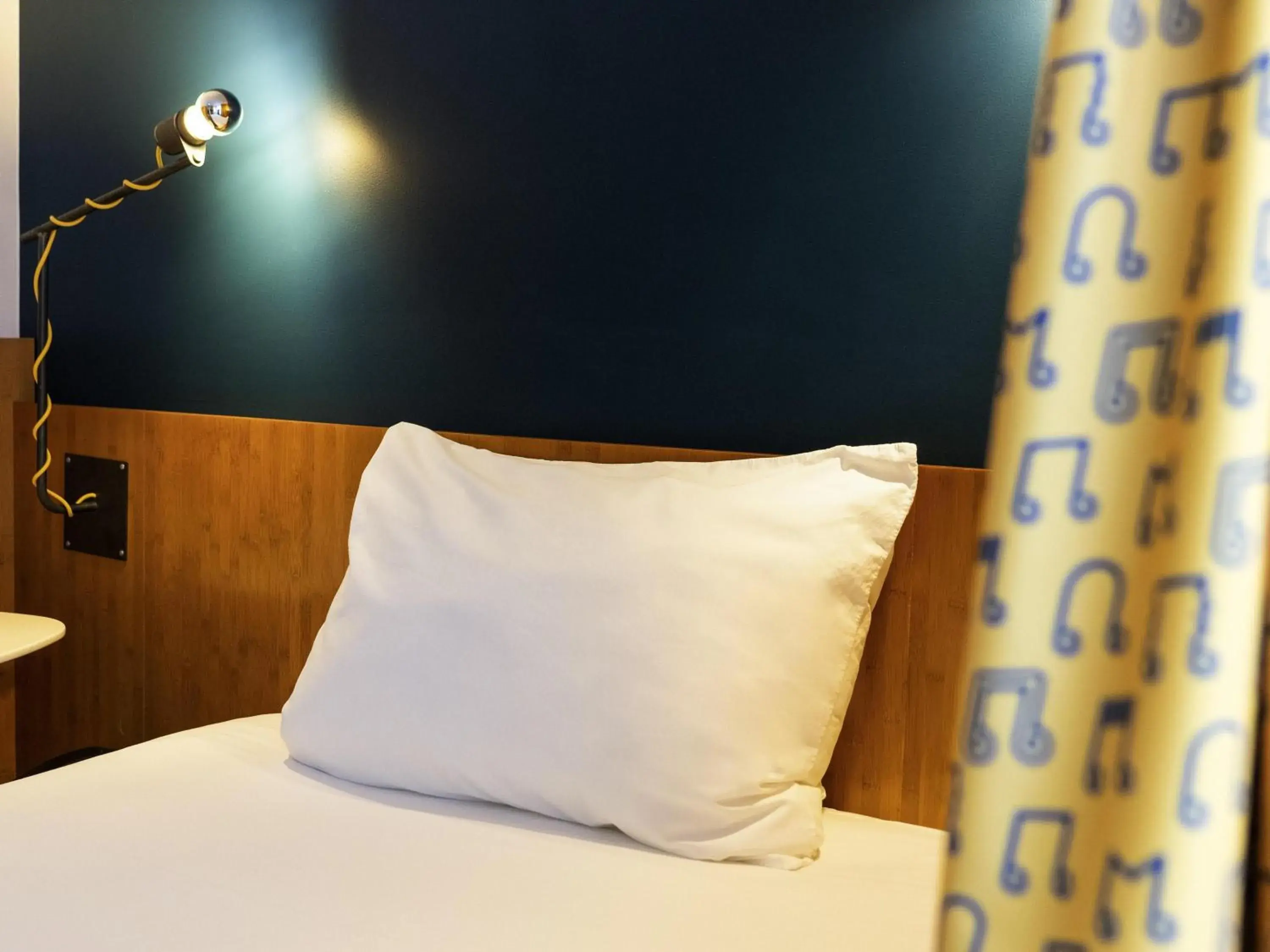 Bedroom, Bed in ibis Styles Nancy Centre Gare Bedroom, Bed in ibis Styles Nancy Centre Gare